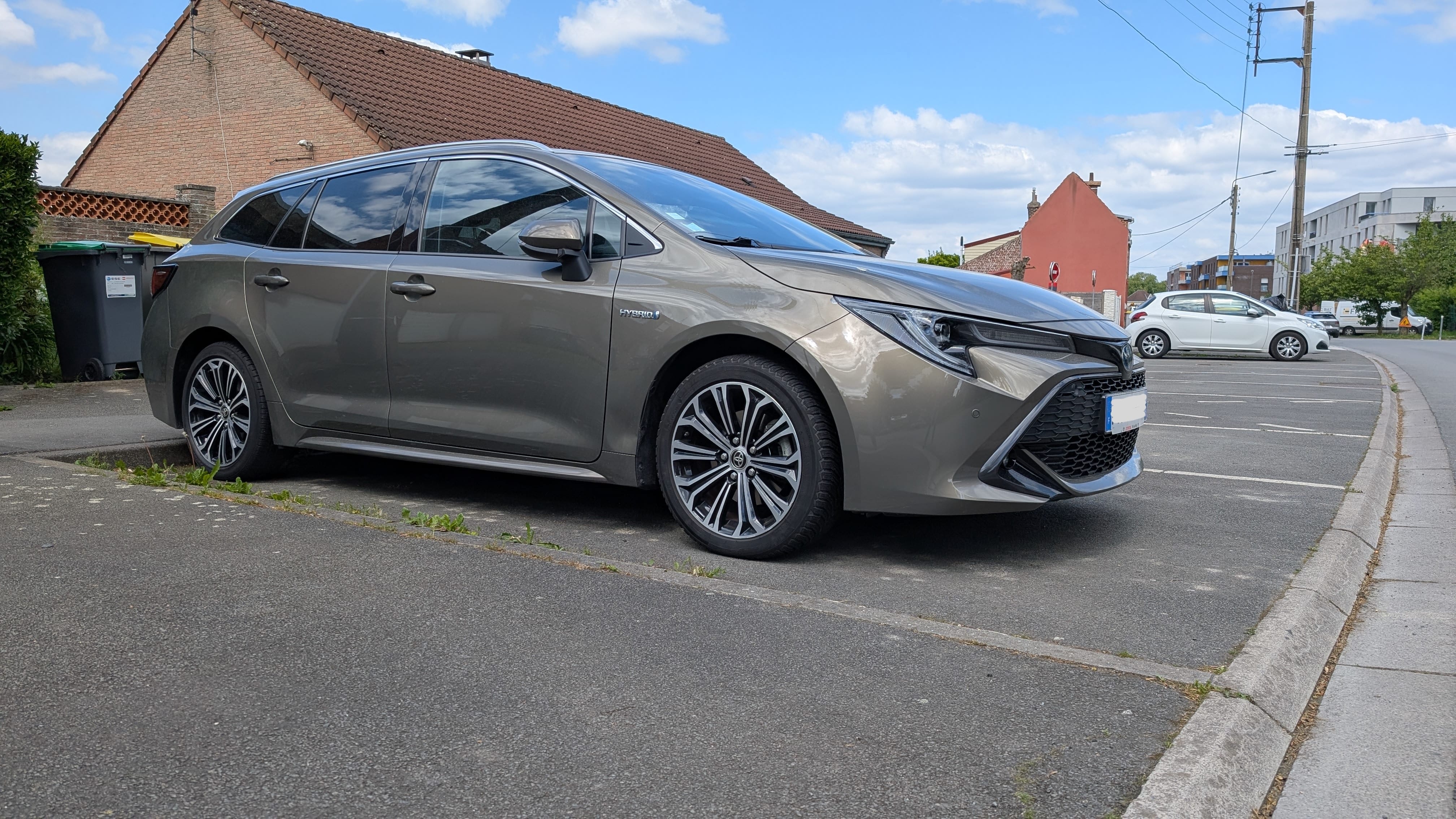 Toyota Corolla Break Hybride Touring Sports 184ch avec Android Auto