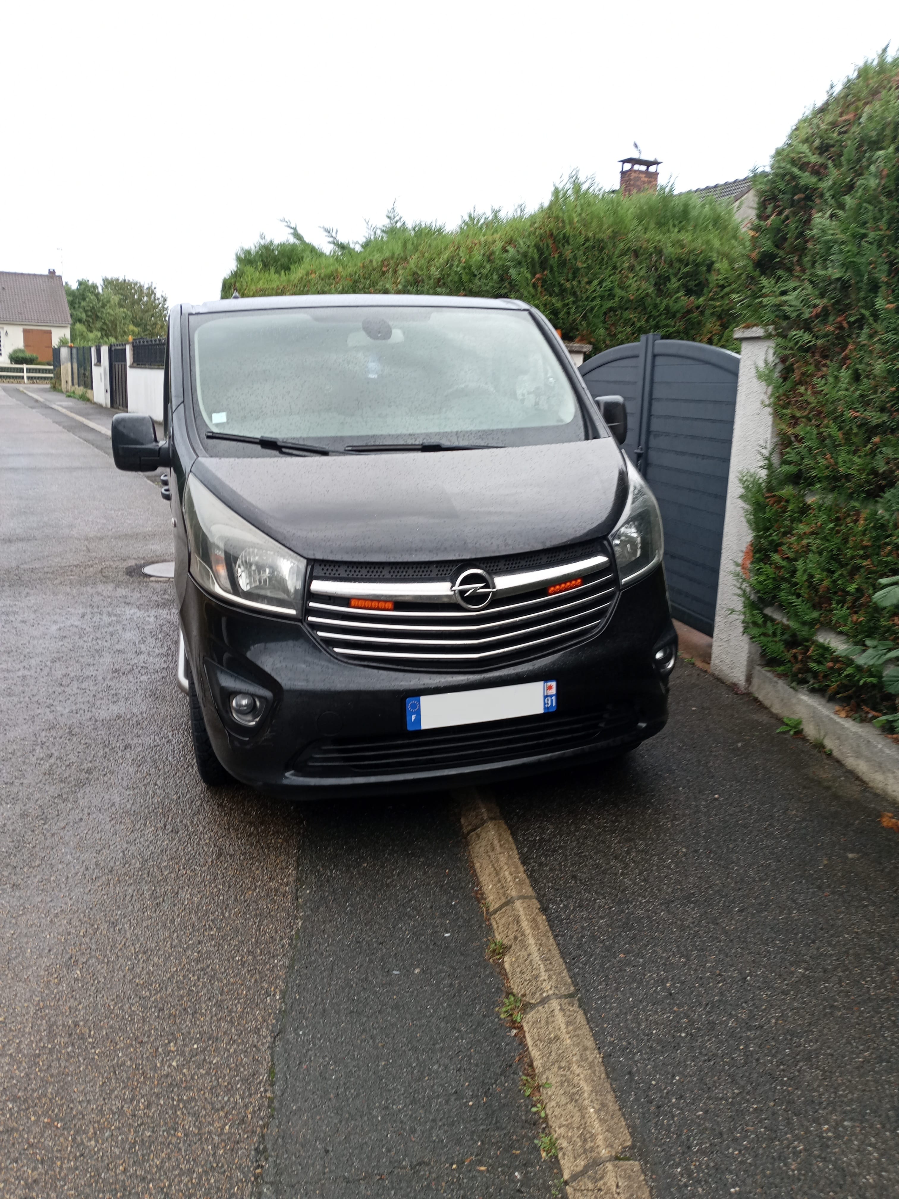 Opel Vivaro 1.6 Cdti 125 Biturbo avec Climatisation