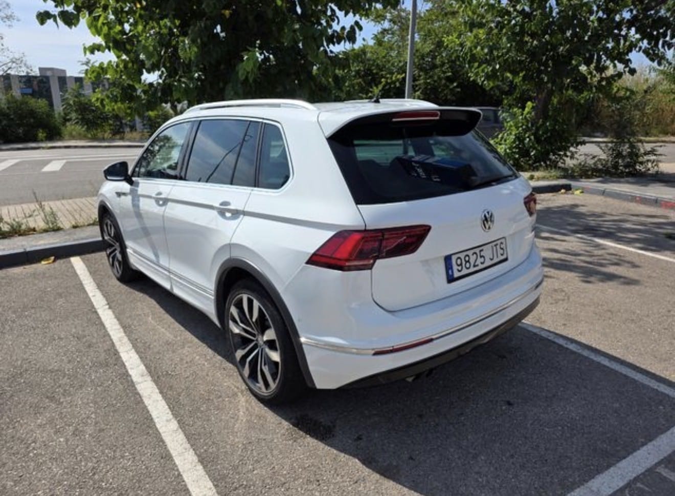 Volkswagen Tiguan 2.0T SE 4Motion con Audio Bluetooth