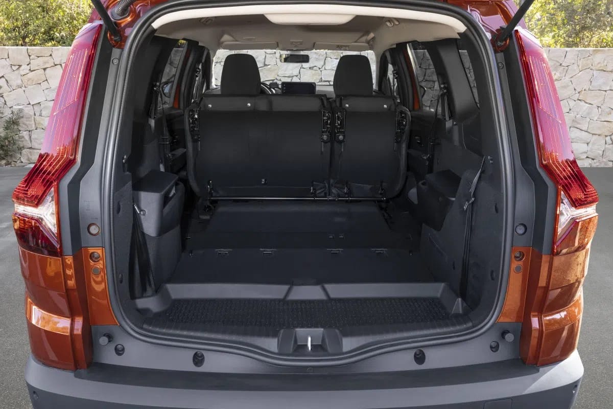 Dacia Jogger au choix 5 à 7 places met Bluetooth audio