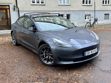 Fahrzeugklasse: Tesla Model 3