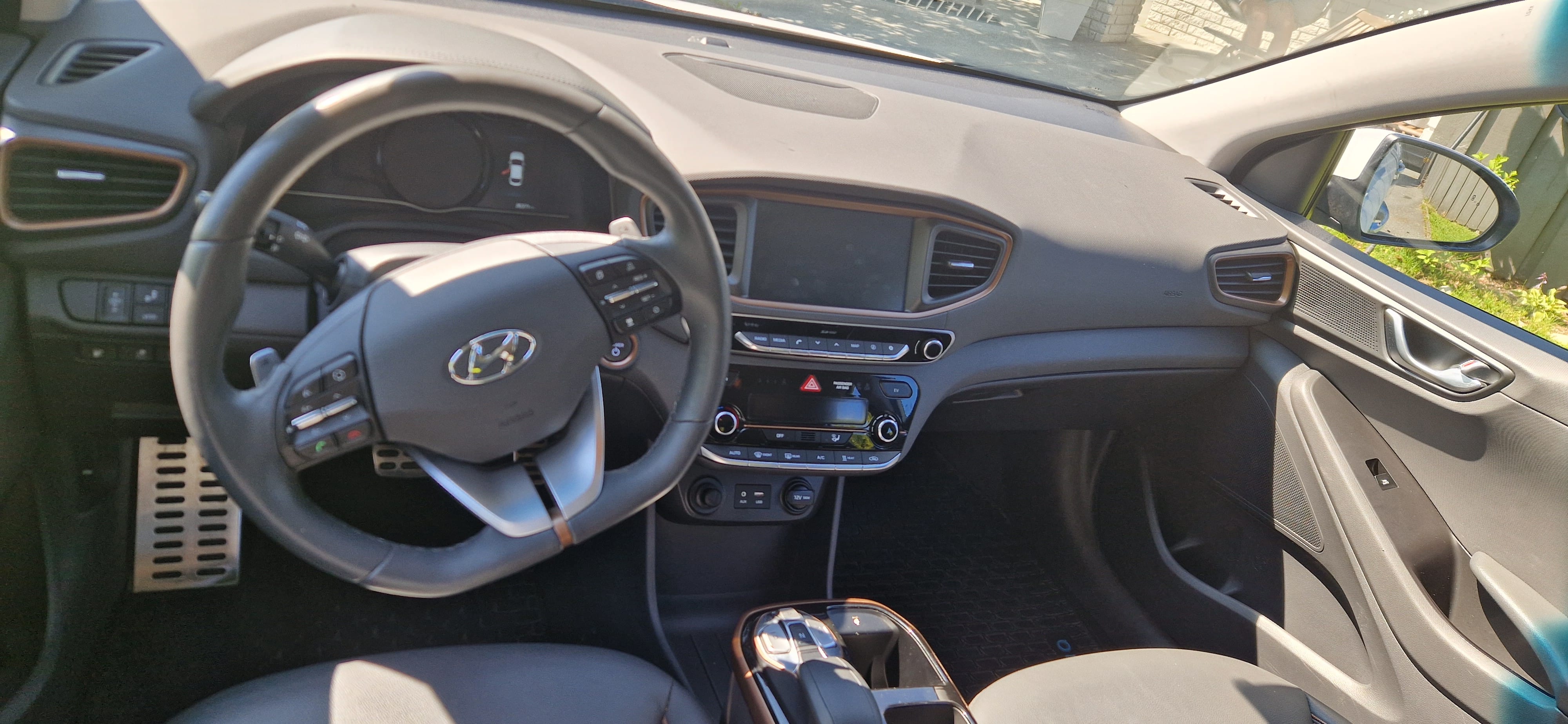 Hyundai Ioniq med Cruisekontroll