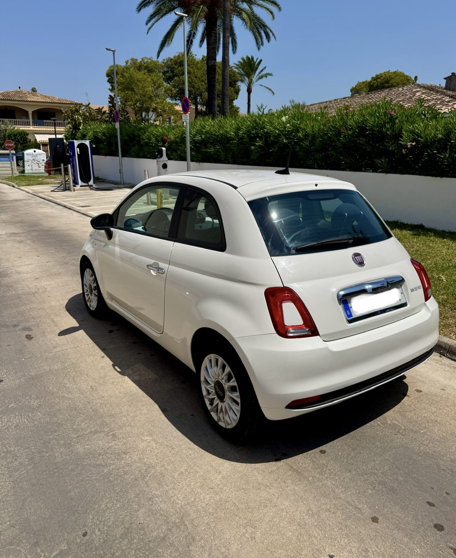 Fiat 500 Híbrido med Aircondition