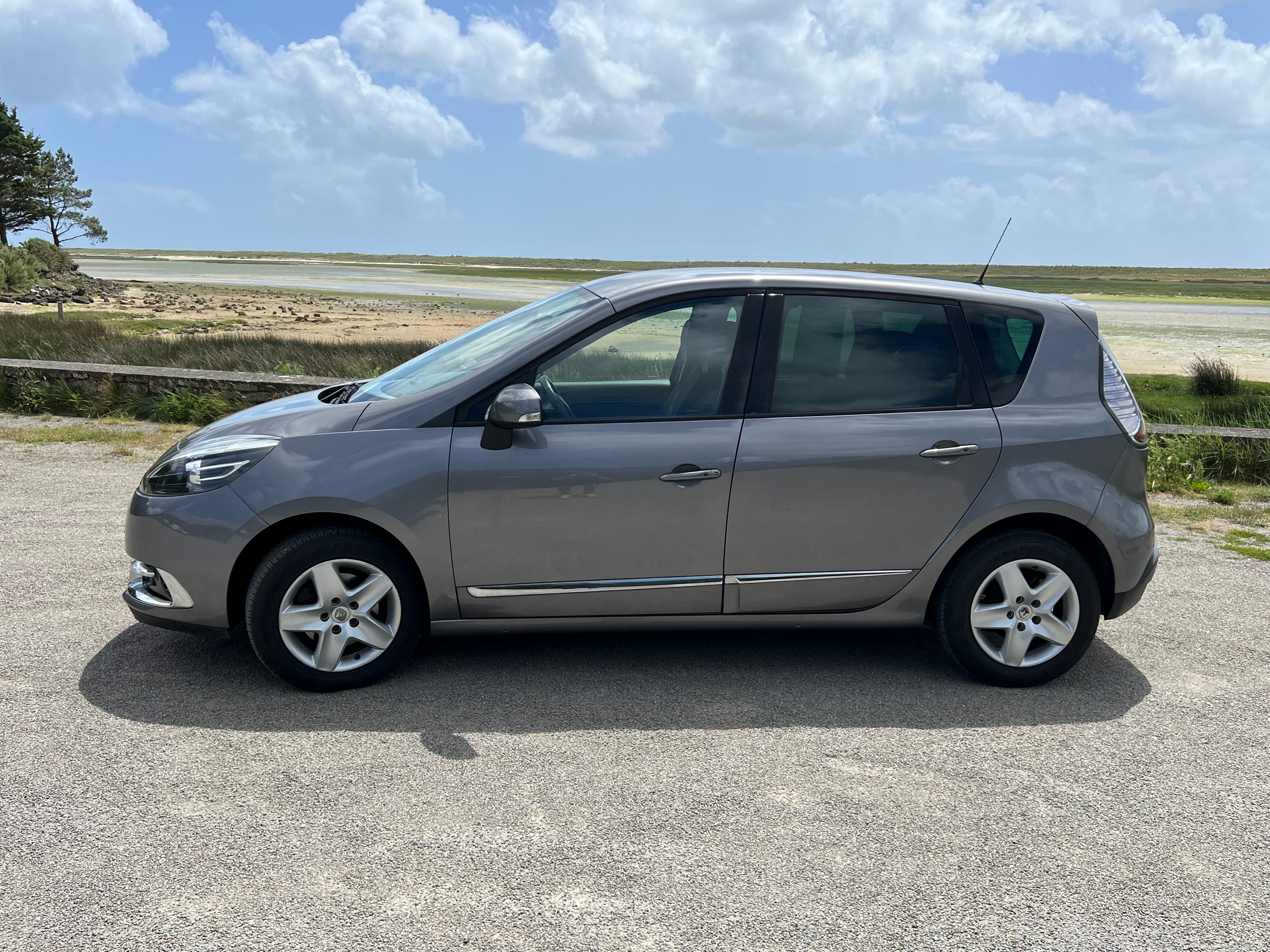 Renault Scenic 1.5 DCI avec Climatisation