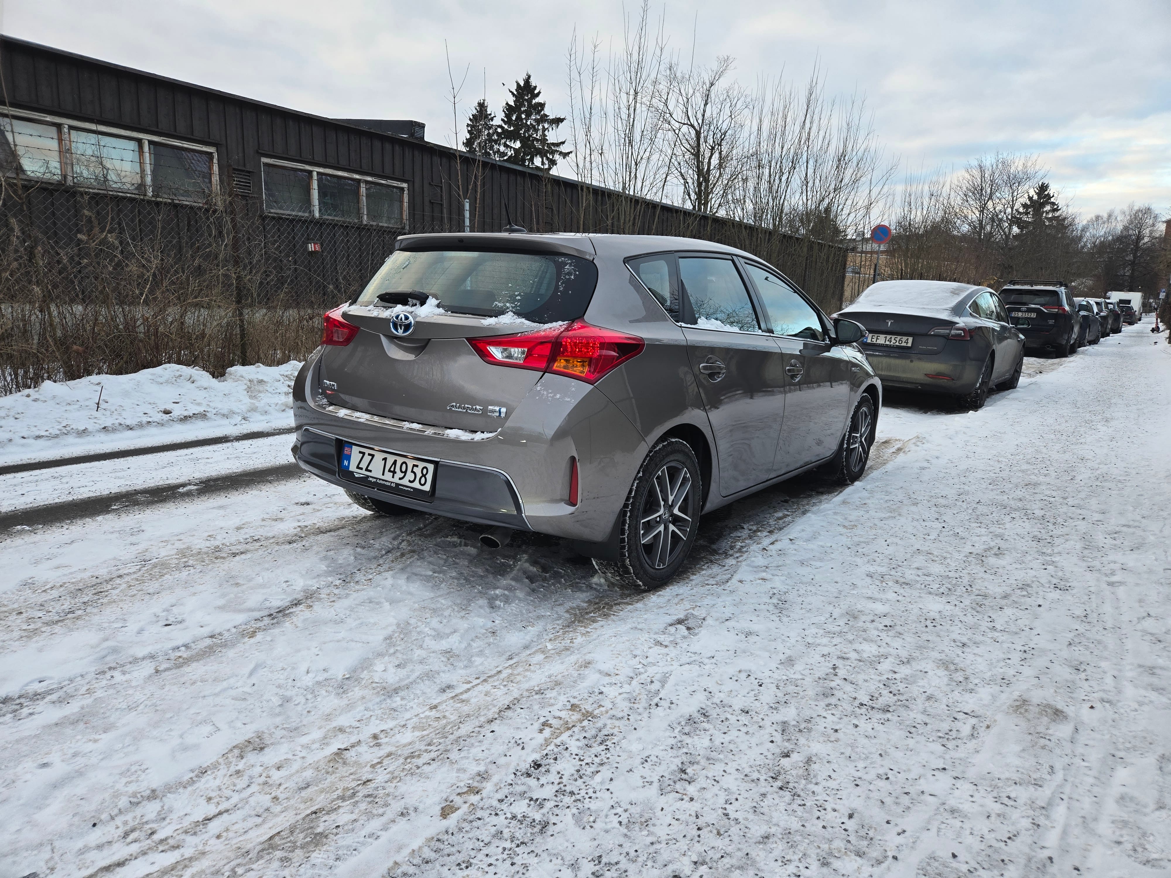 Toyota Auris 1,8 Automat, Bensin, Drivstoffvennlig, inkl Beboerkort sone with GPS