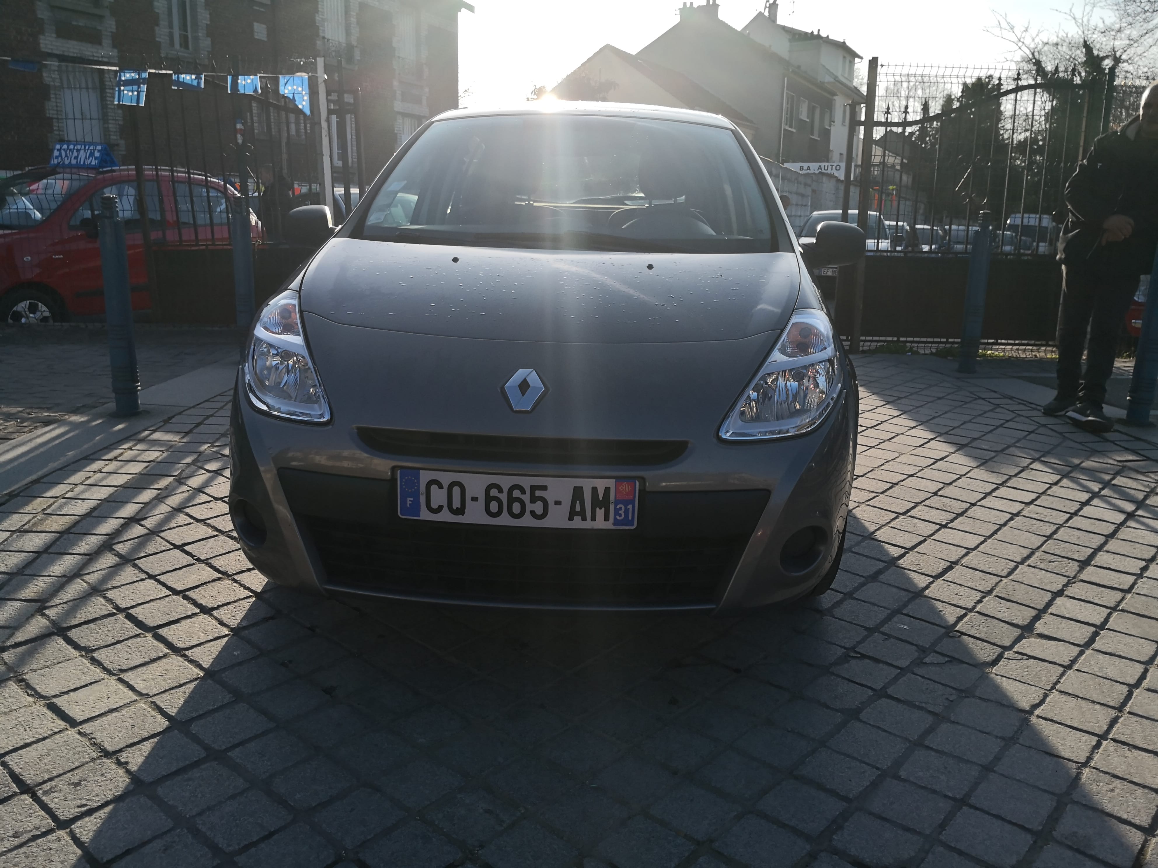 Renault Clio avec Entrée audio / iPod