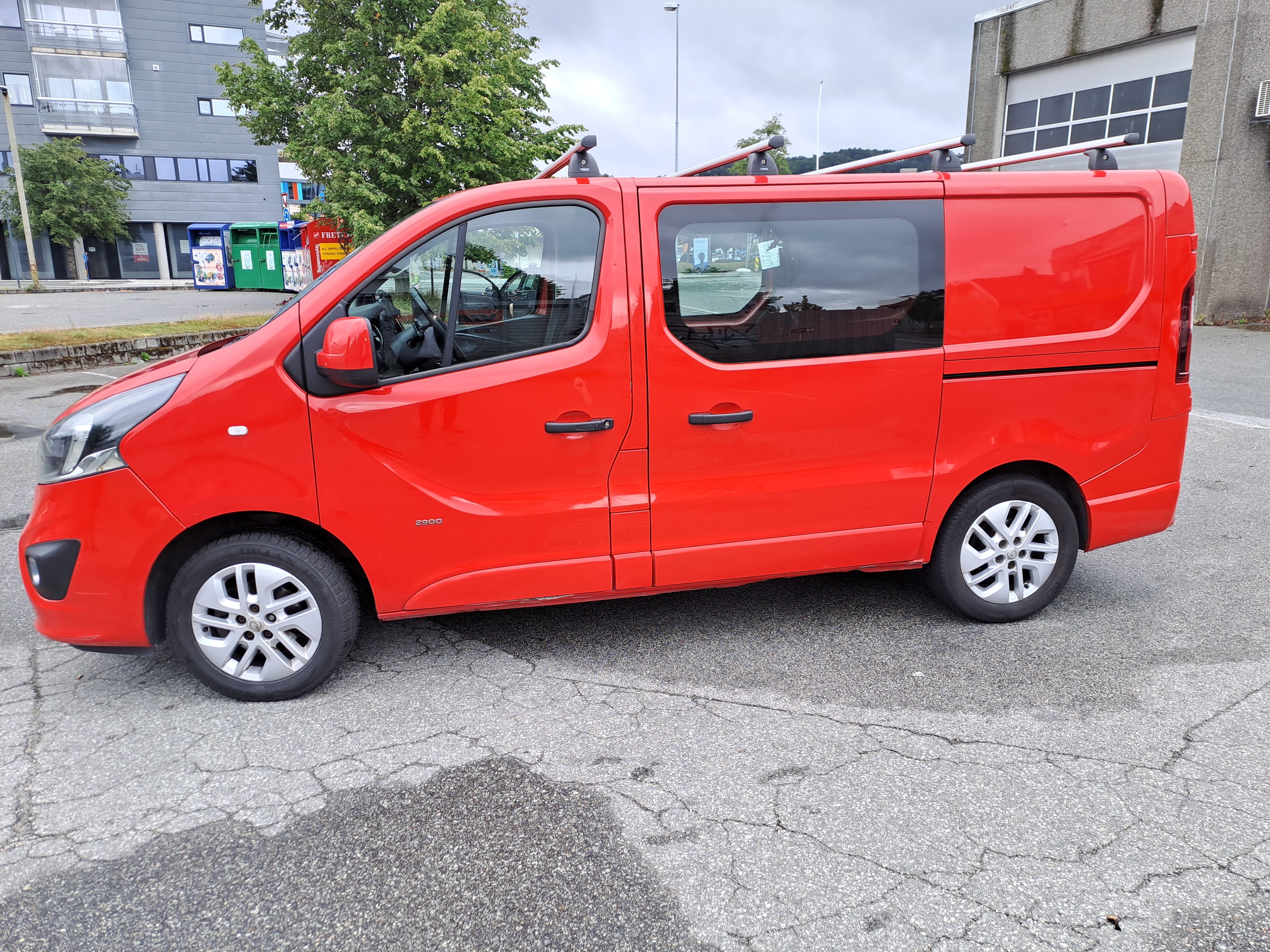 Opel Vivaro med Aircondition