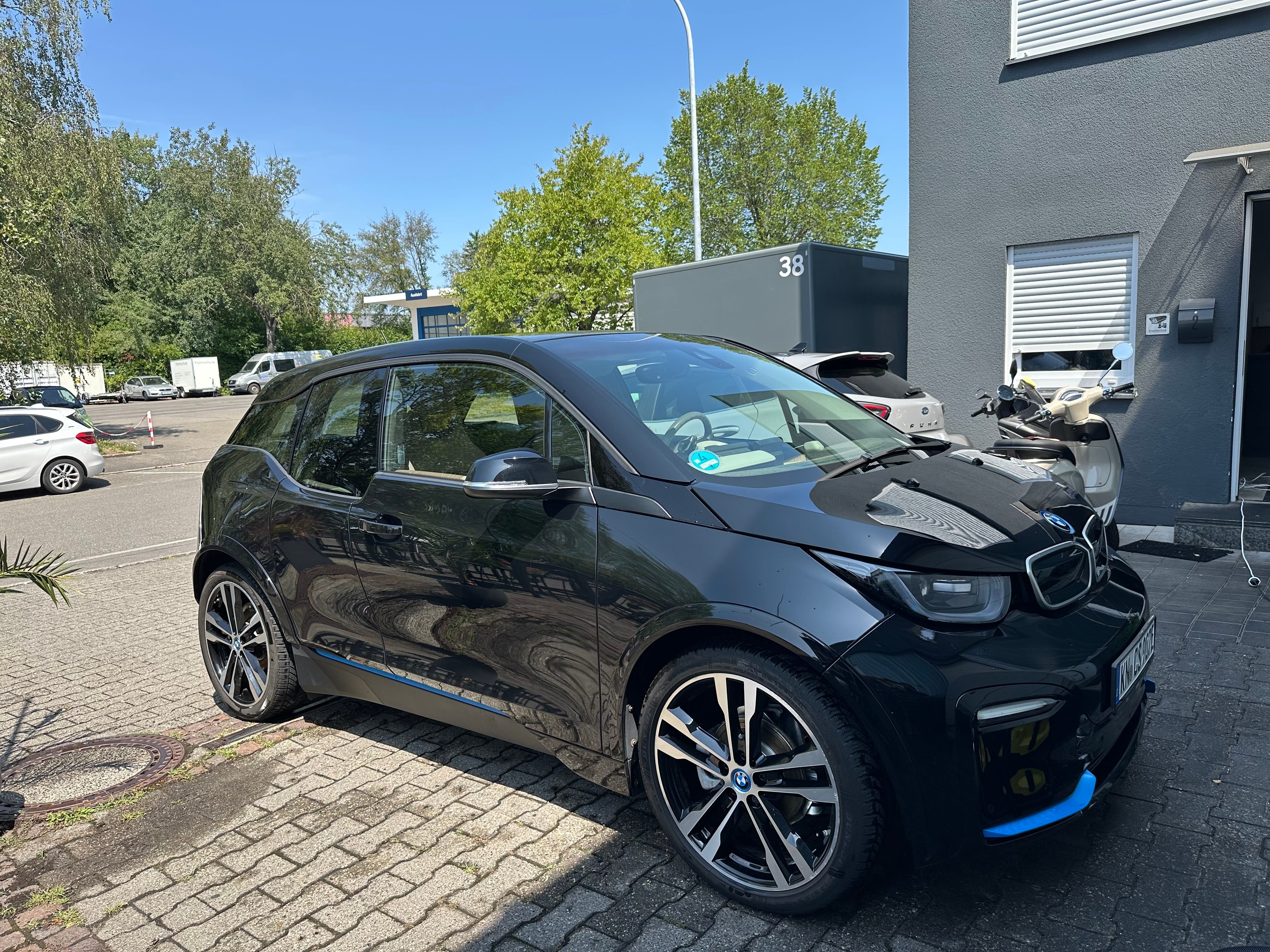 BMW i3s mit Klimaanlage