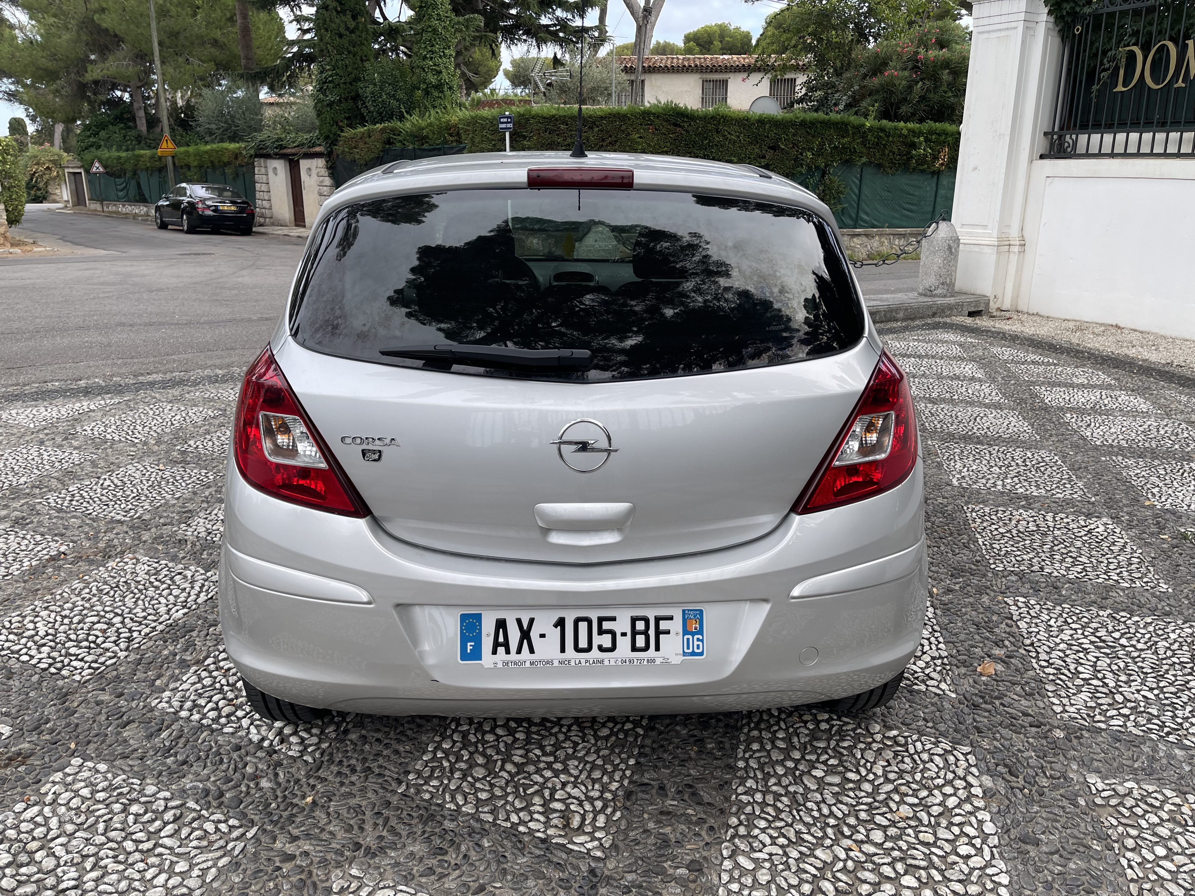 Opel Corsa 1.2 avec Régulateur de vitesse