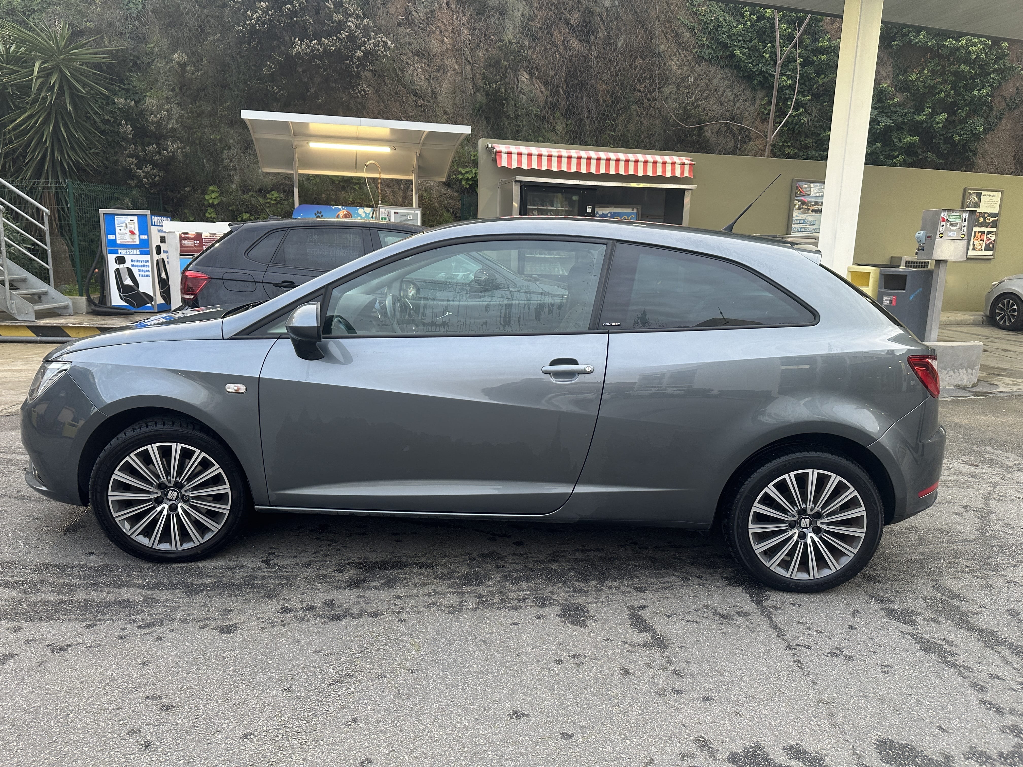 Seat Ibiza 1,2 tsi 115 chevaux with Air conditioning