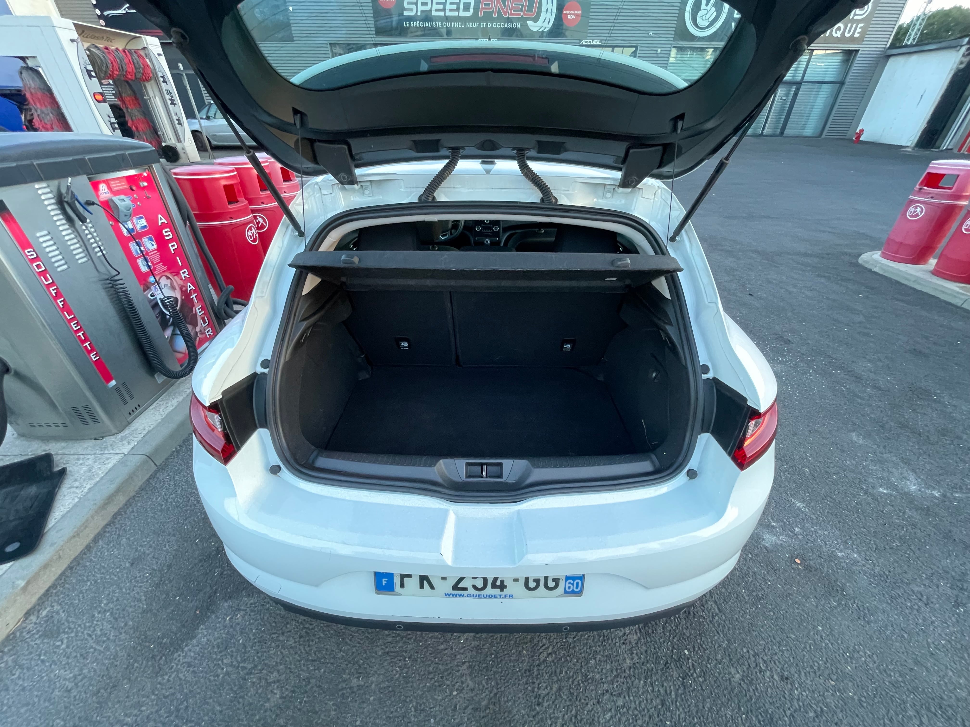Renault Mégane IV avec Siège bébé