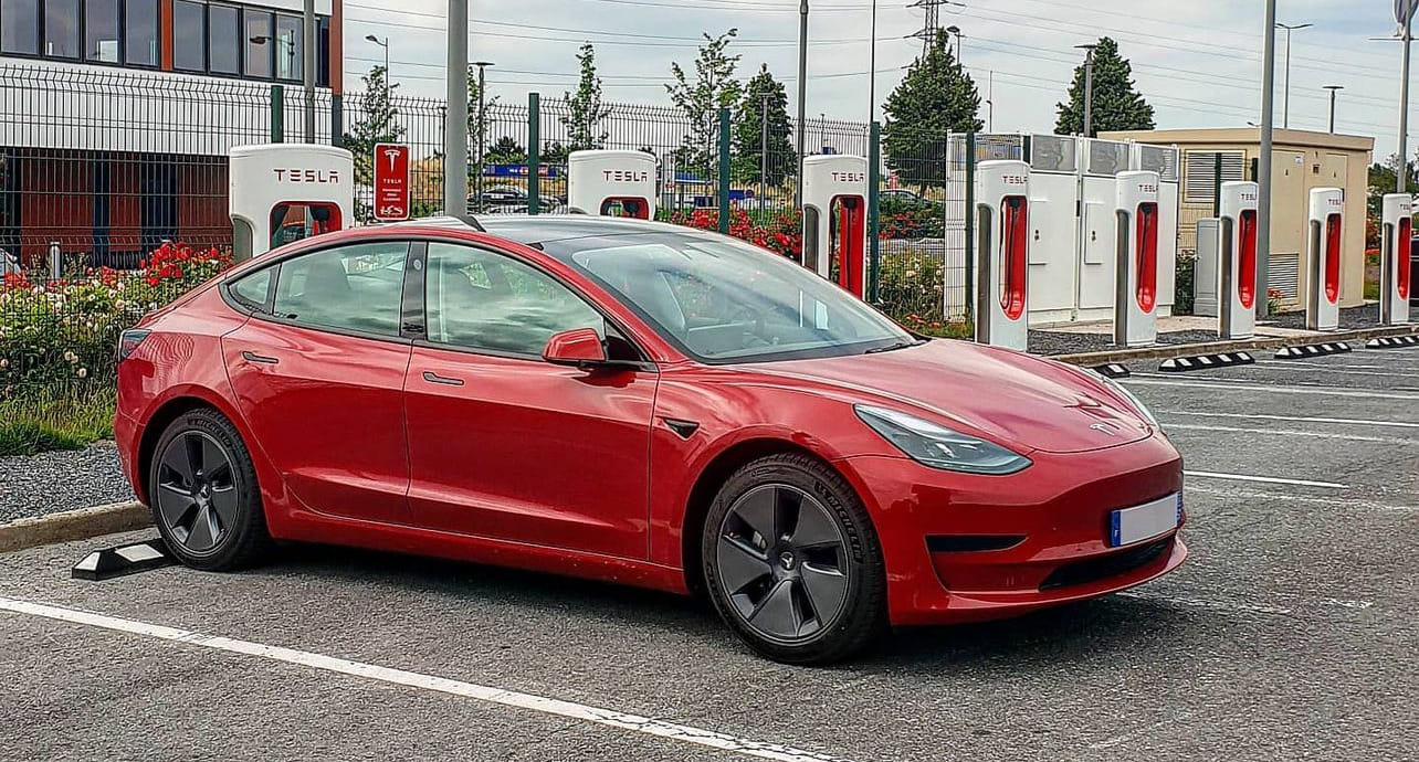 Tesla Model 3 avec Régulateur de vitesse
