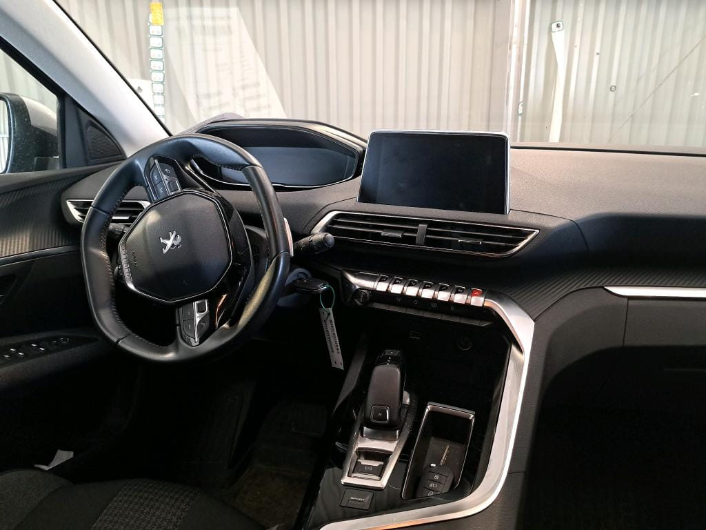 Peugeot 3008 avec GPS