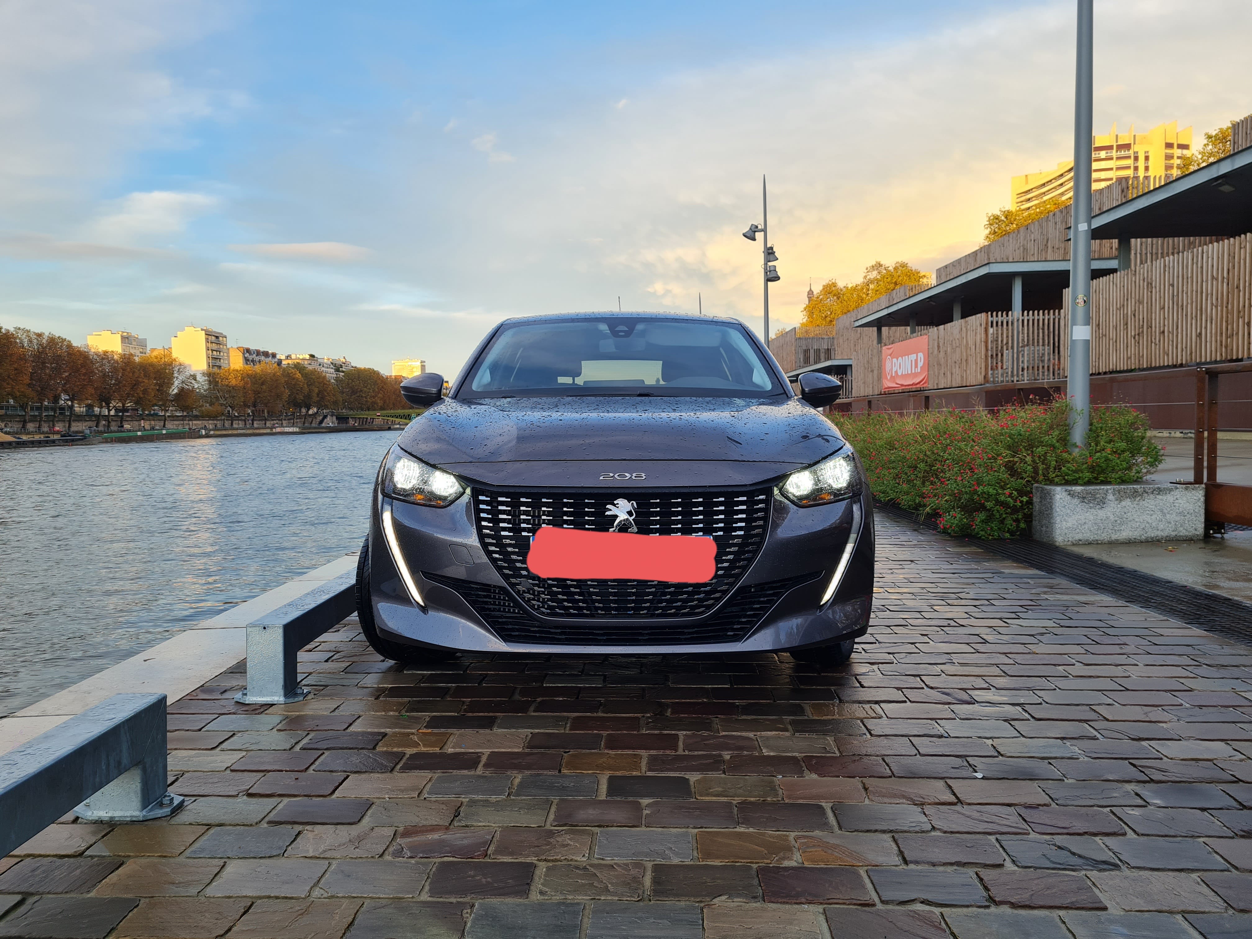 Peugeot 208 Style Boite Auto (GC163) (Clim, Connectivité smartphone, Camera recul, ...) # avec GPS