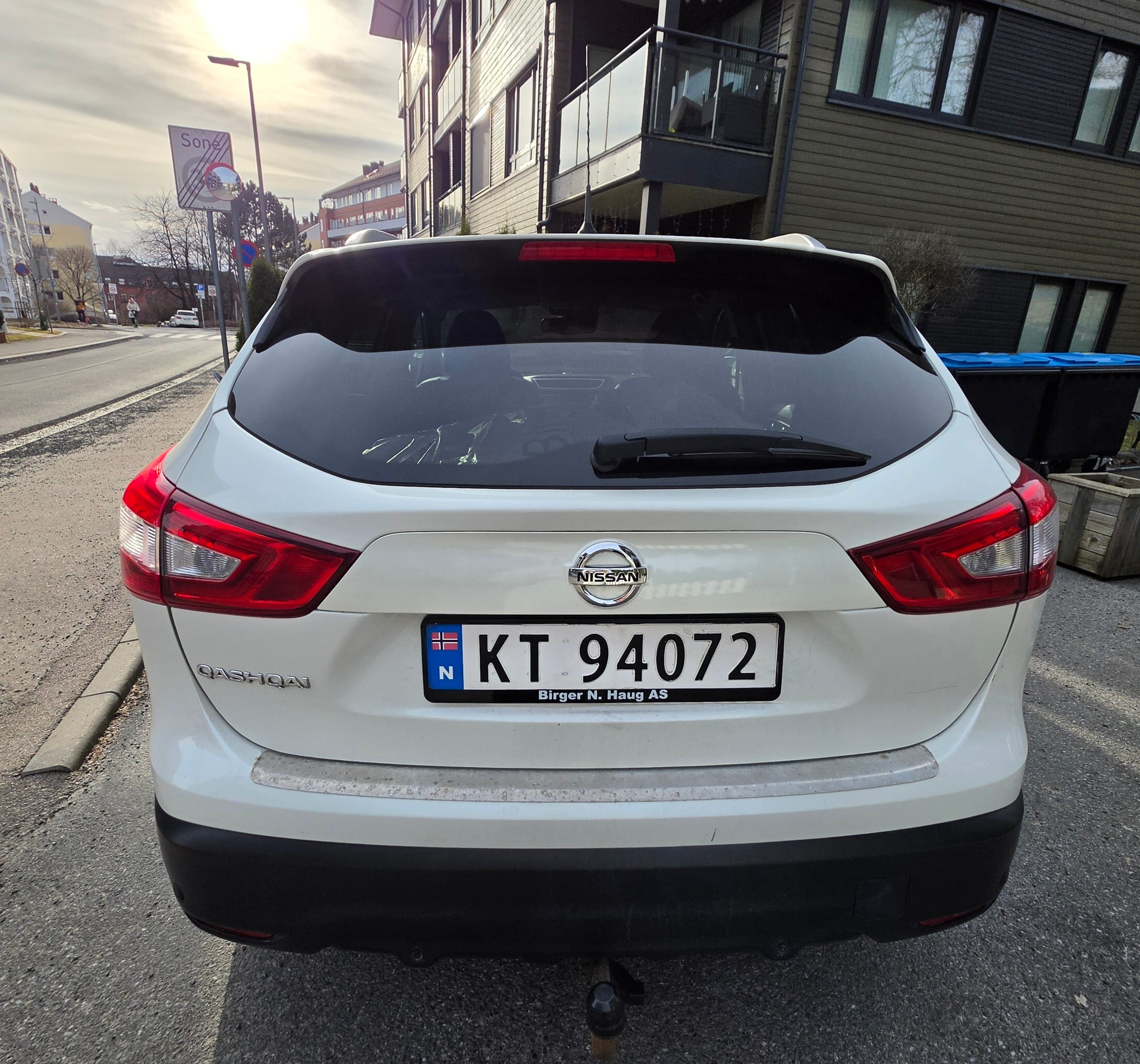 Nissan Qashqai with Backup camera