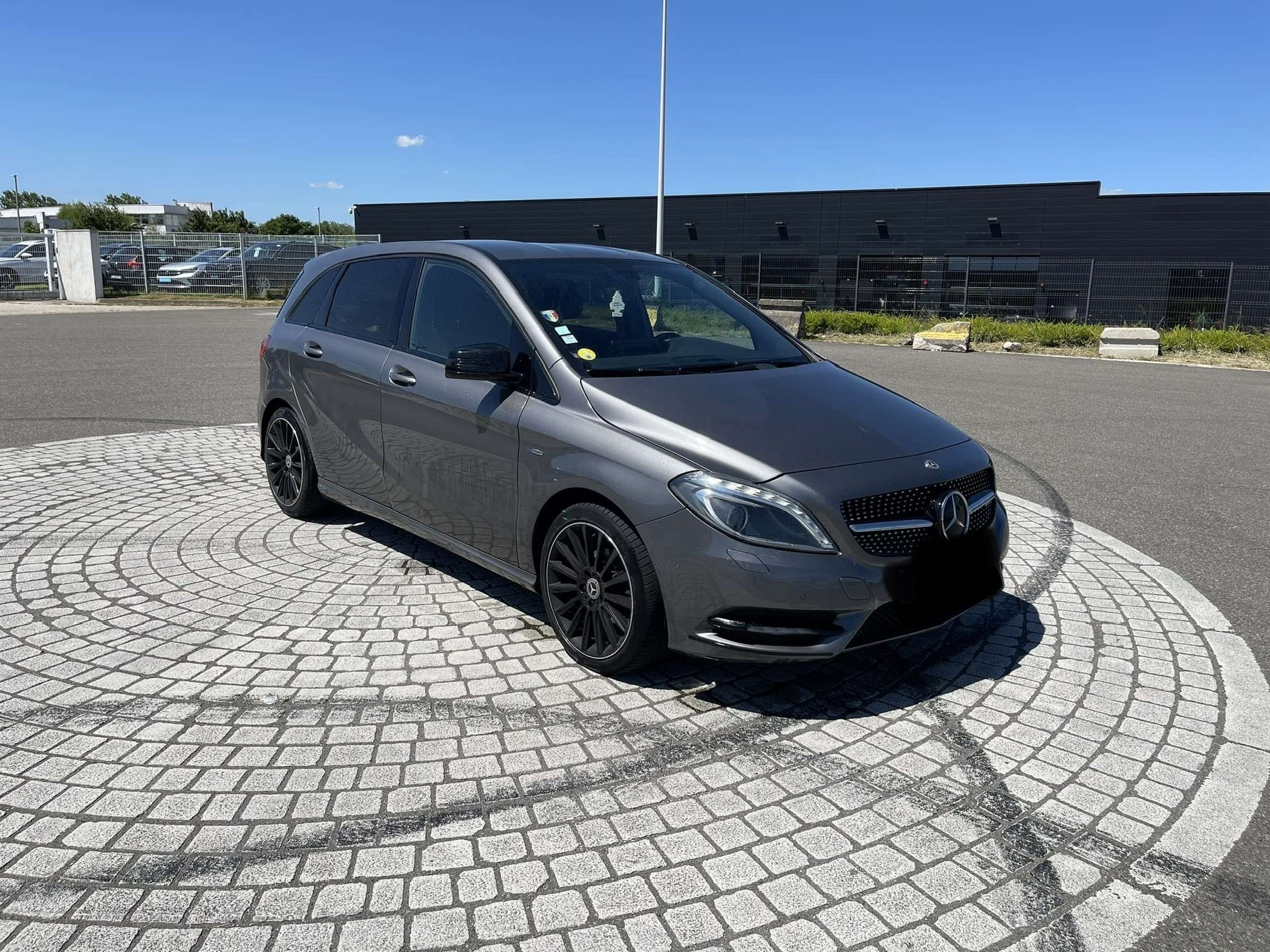 Mercedes-Benz Classe B avec Climatisation