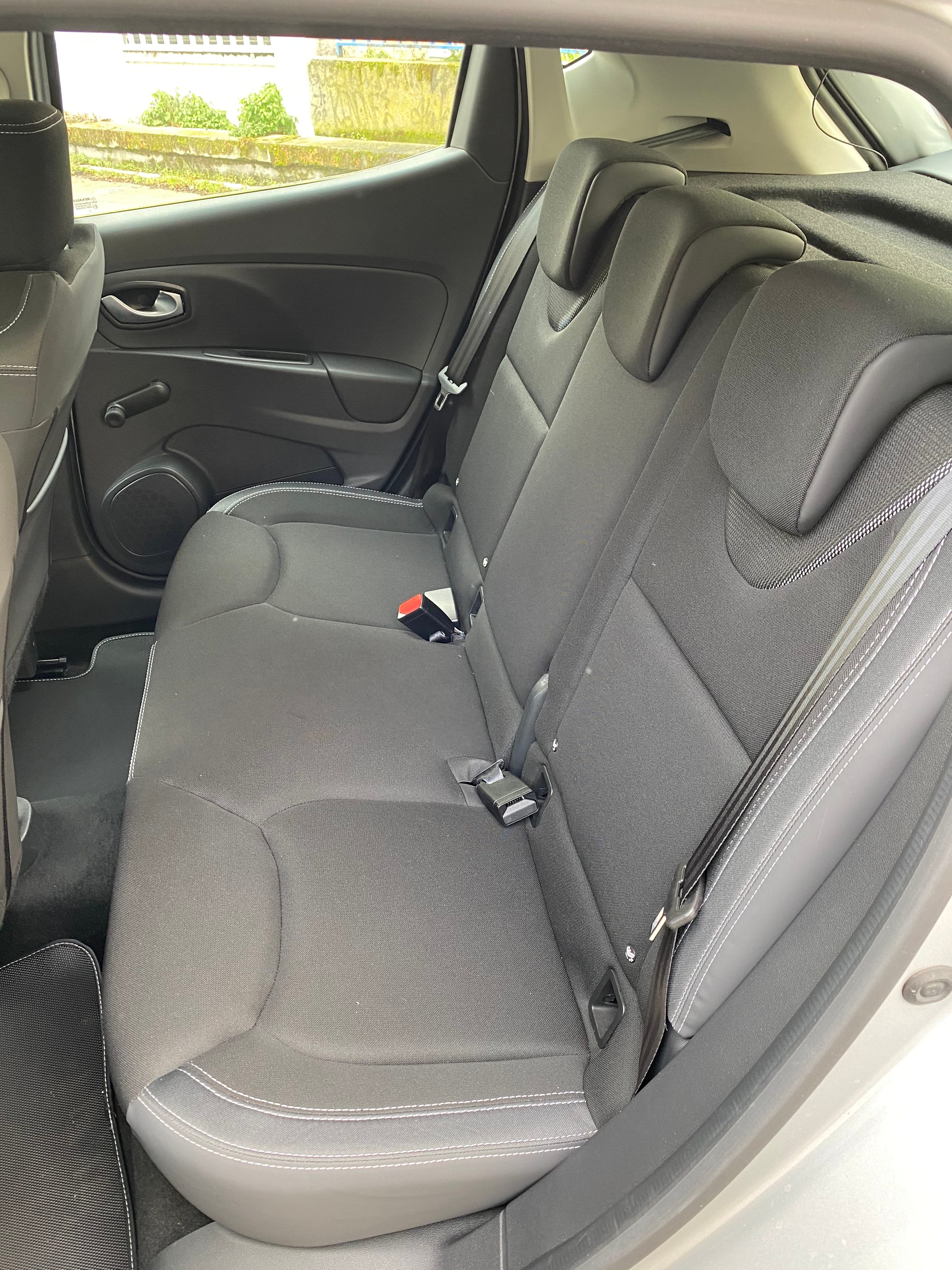 Renault Clio 353 avec Audio Bluetooth