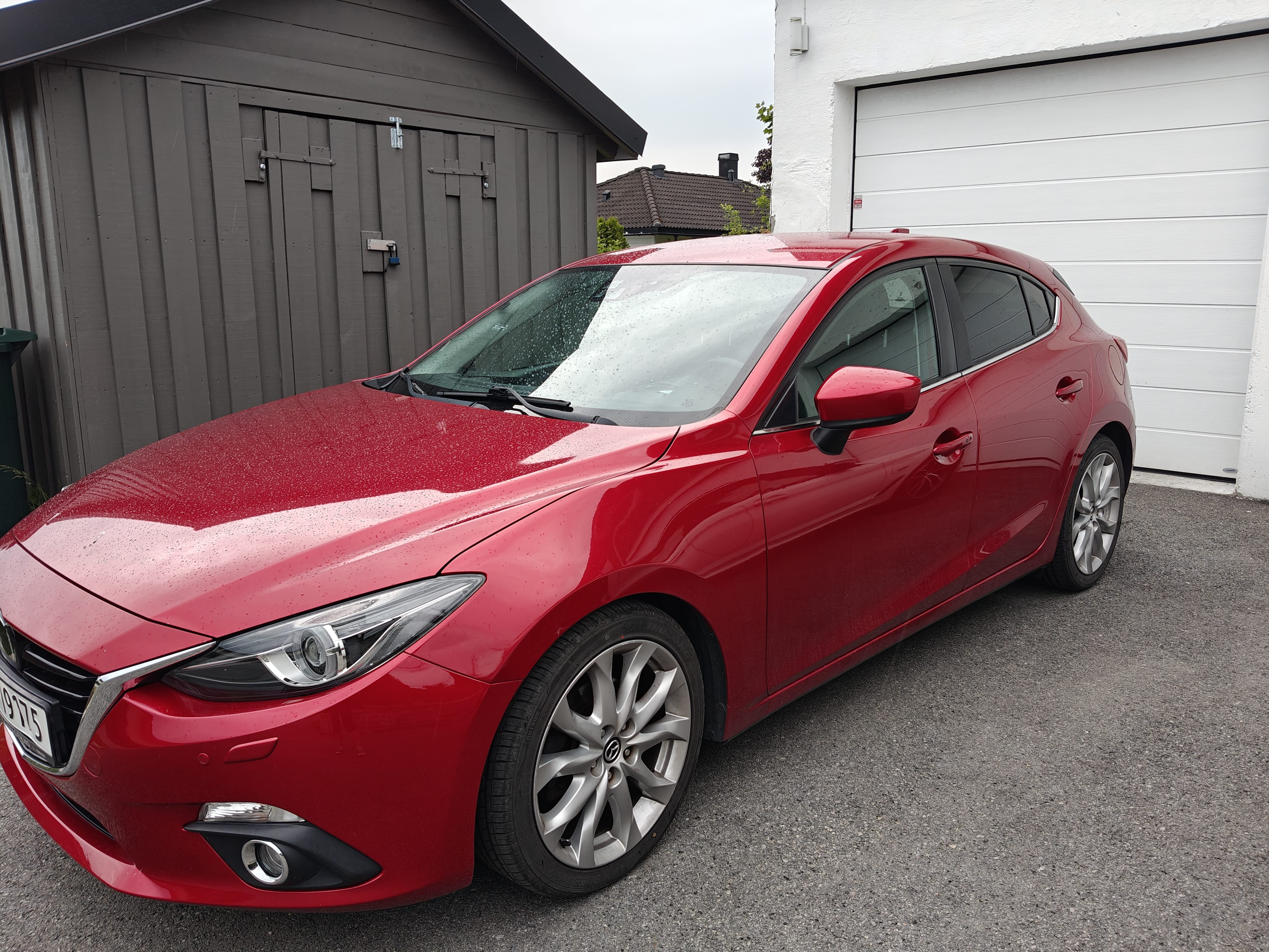 Mazda 3, 2015, Blyfri 95, automatisk