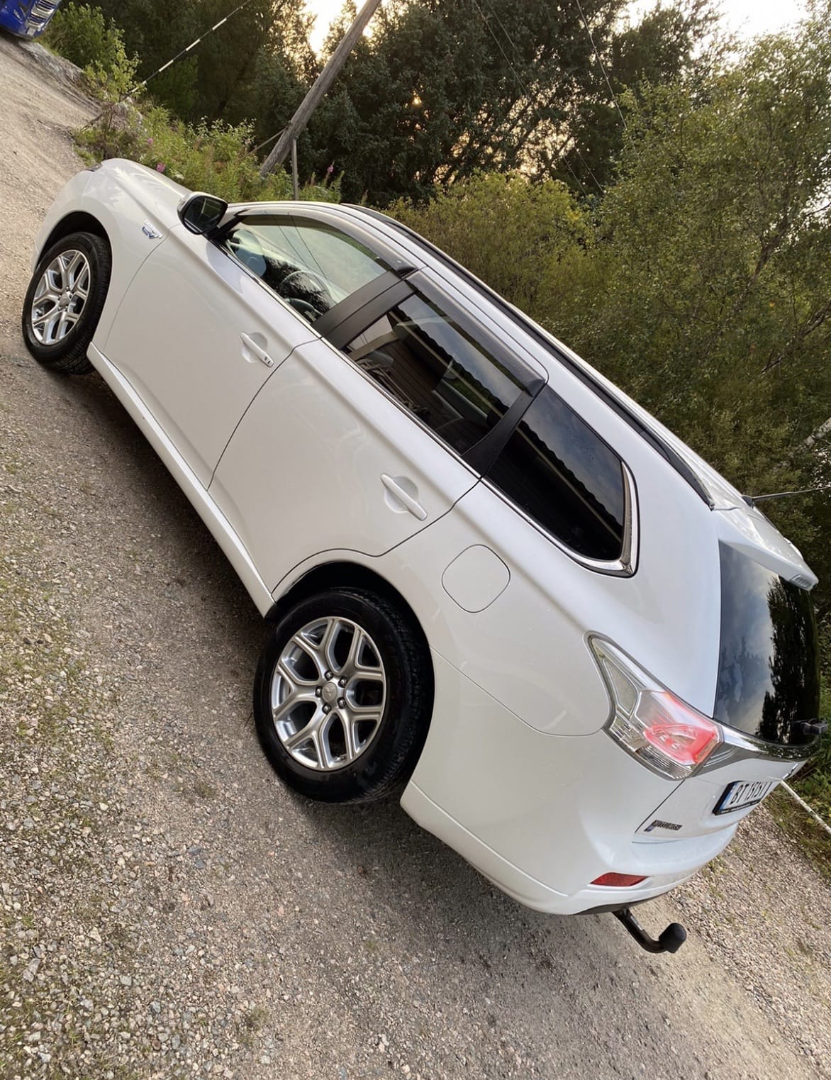 Mitsubishi Outlander Hybrid med Aircondition