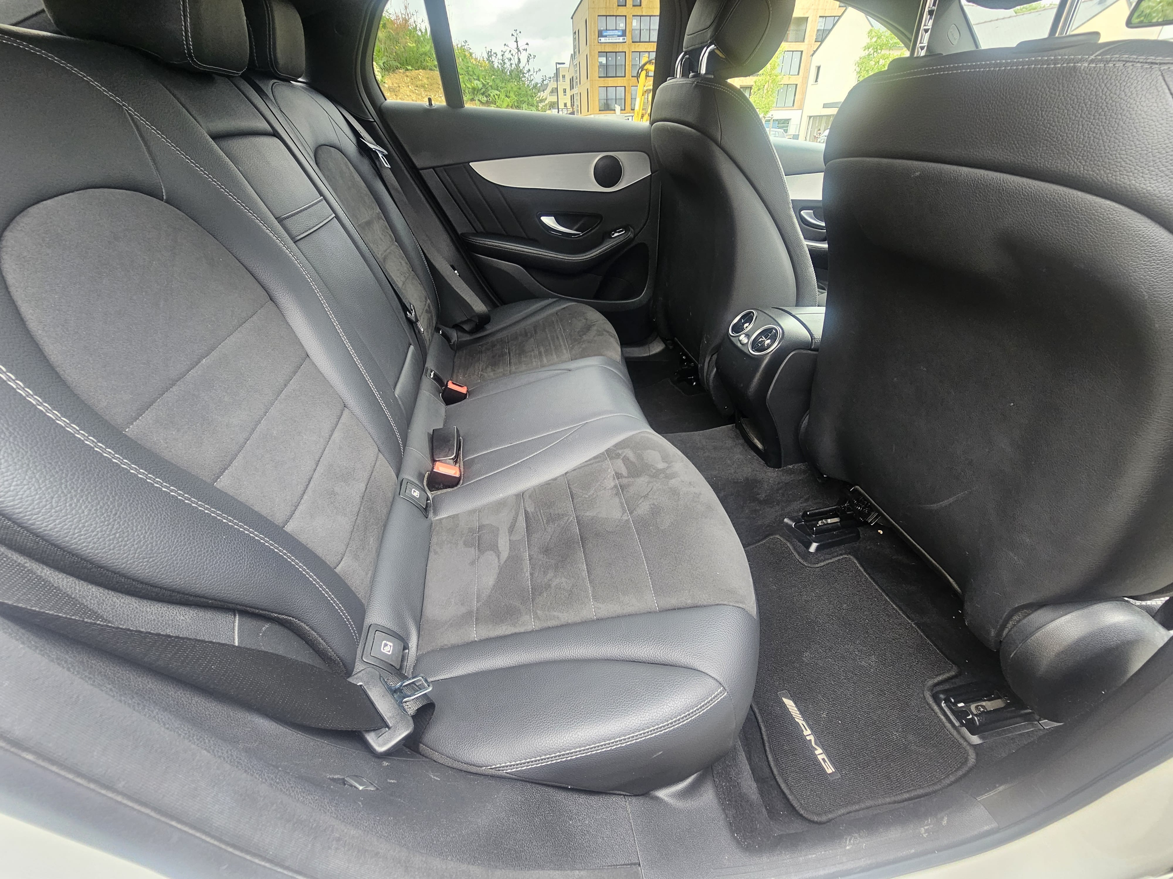 Mercedes-Benz GLC 220 d 4MATIC avec GPS