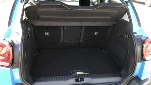 Citroen C3 Aircross (Vignette suisse) avec Siège bébé