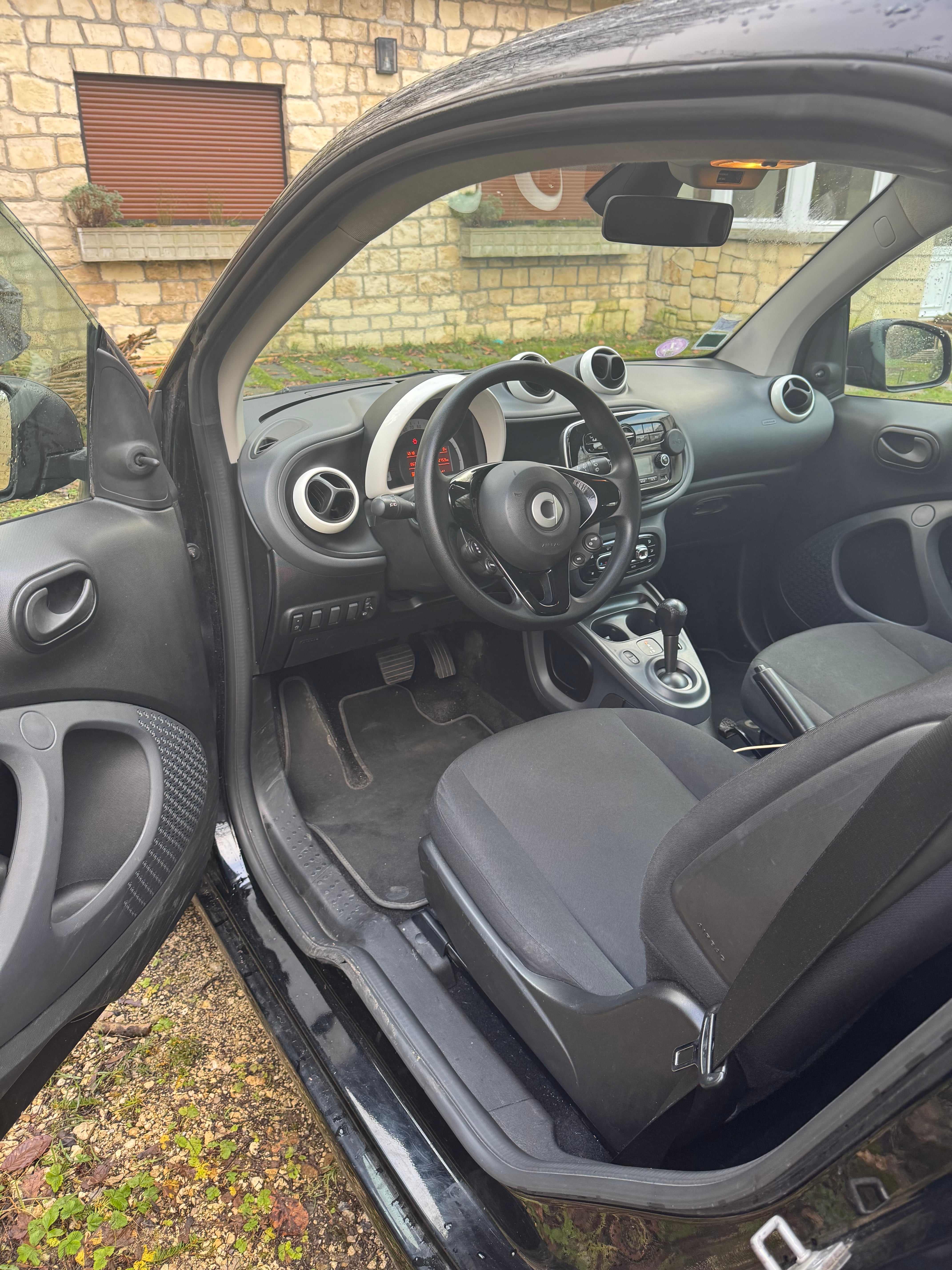 Smart Fortwo Coupé avec Entrée audio / iPod