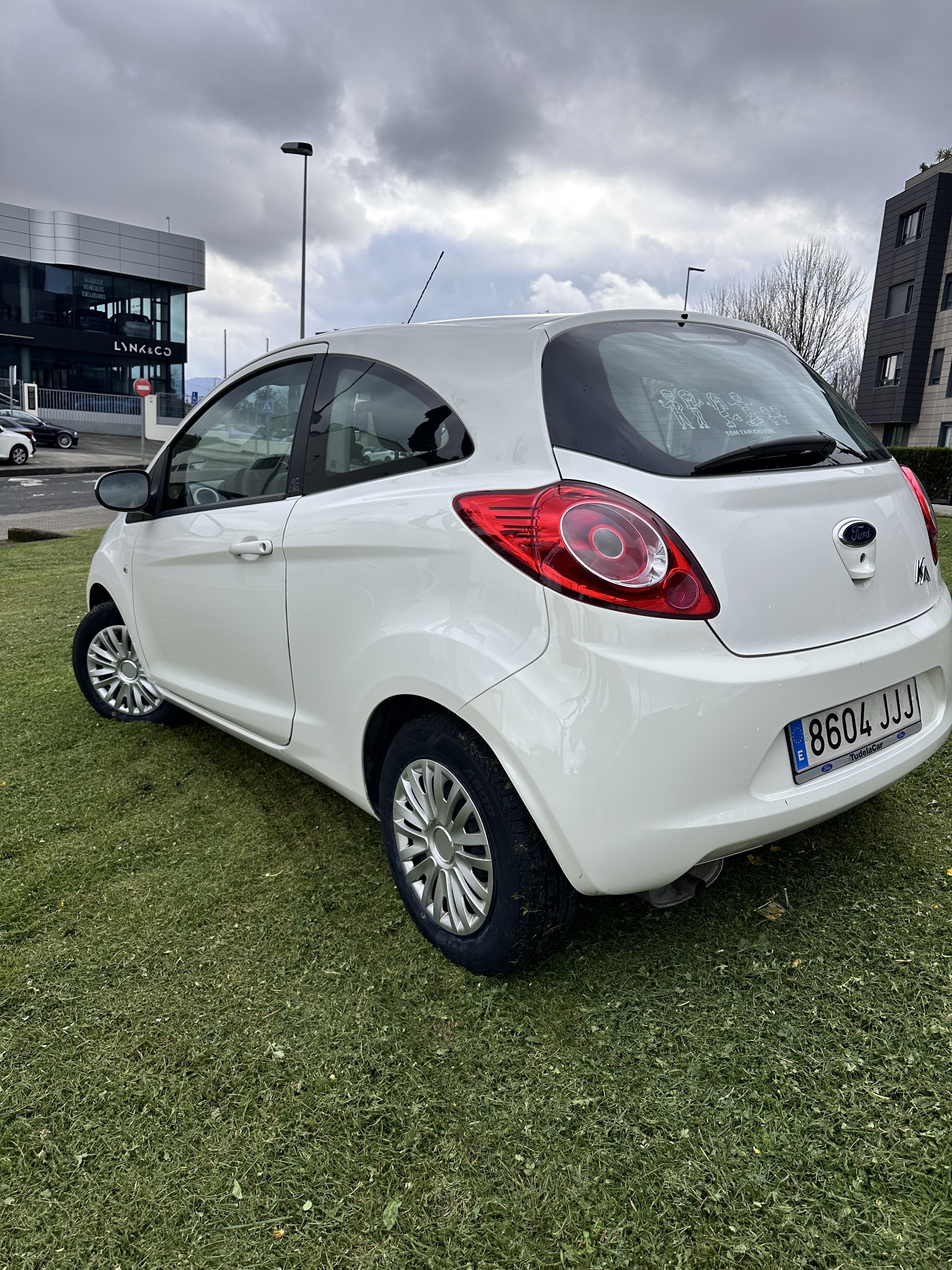 Ford Ka 1.200c.c ecoboost mit Tempomat