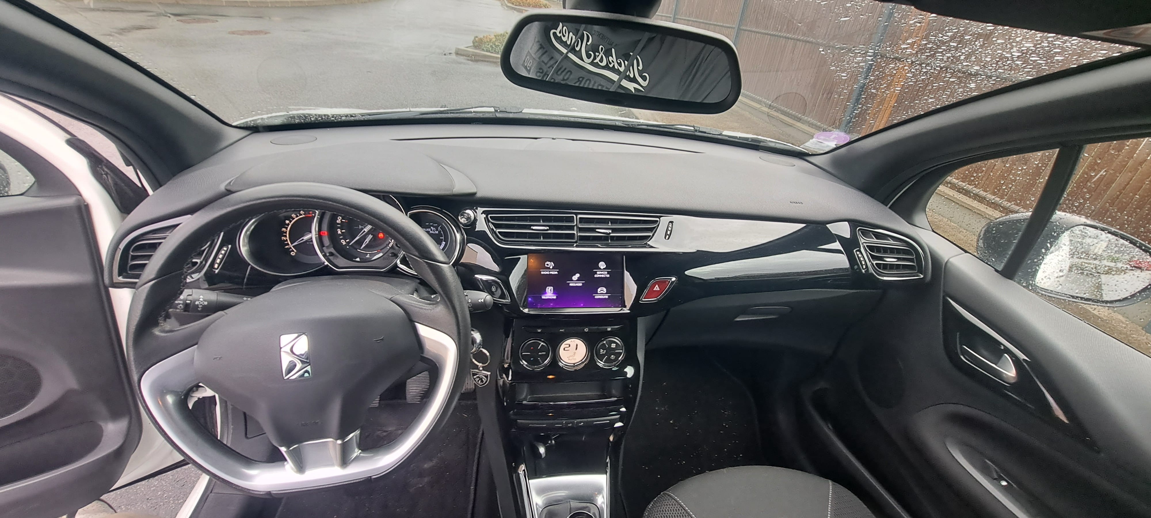 DS 3 avec Siège bébé