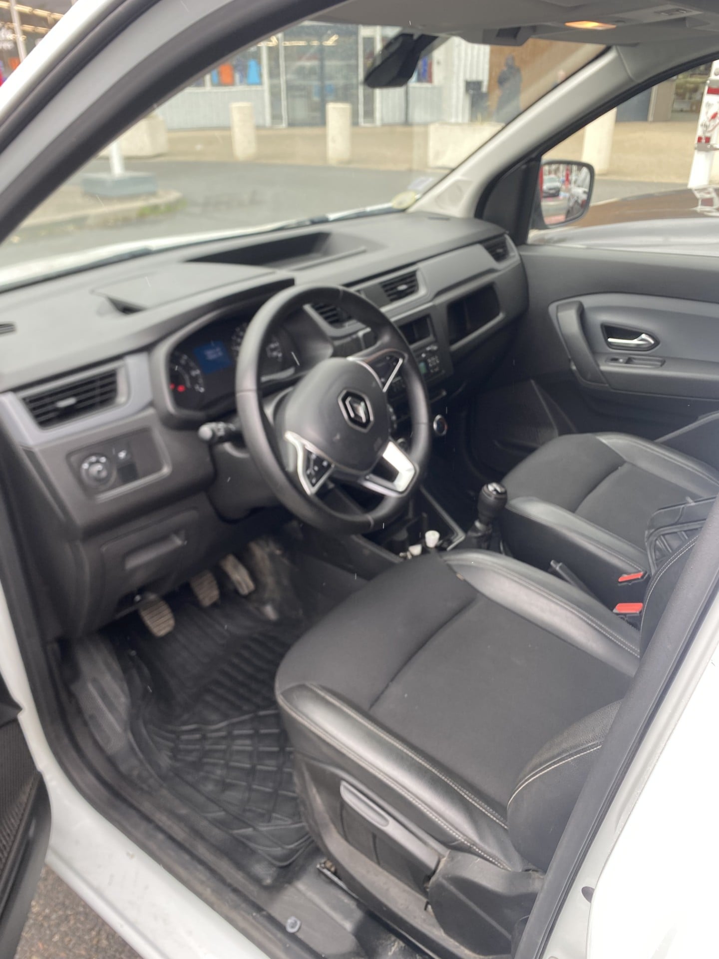 Renault Kangoo Express 1.5 DCI avec Audio Bluetooth