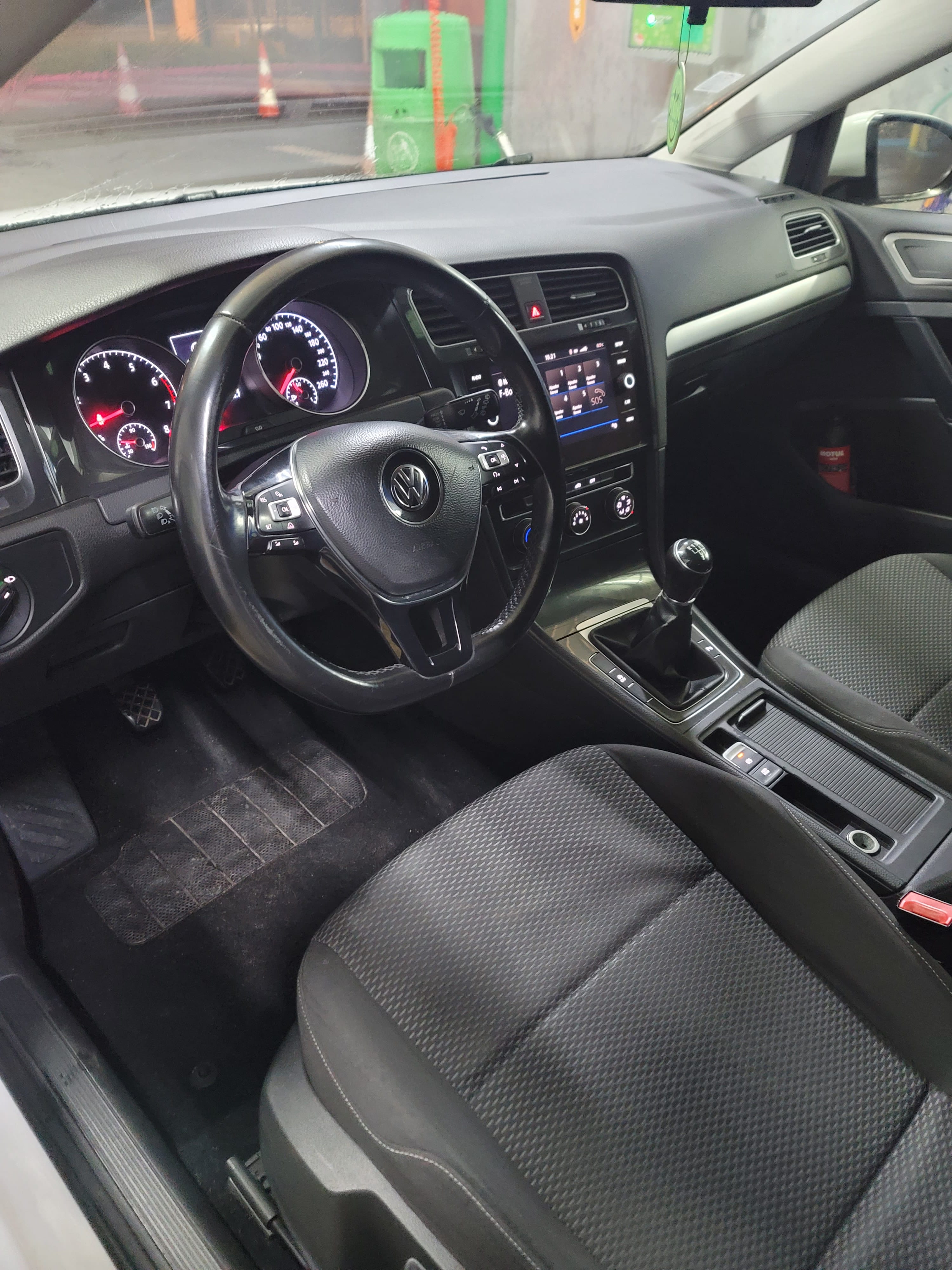 Volkswagen Golf avec Régulateur de vitesse