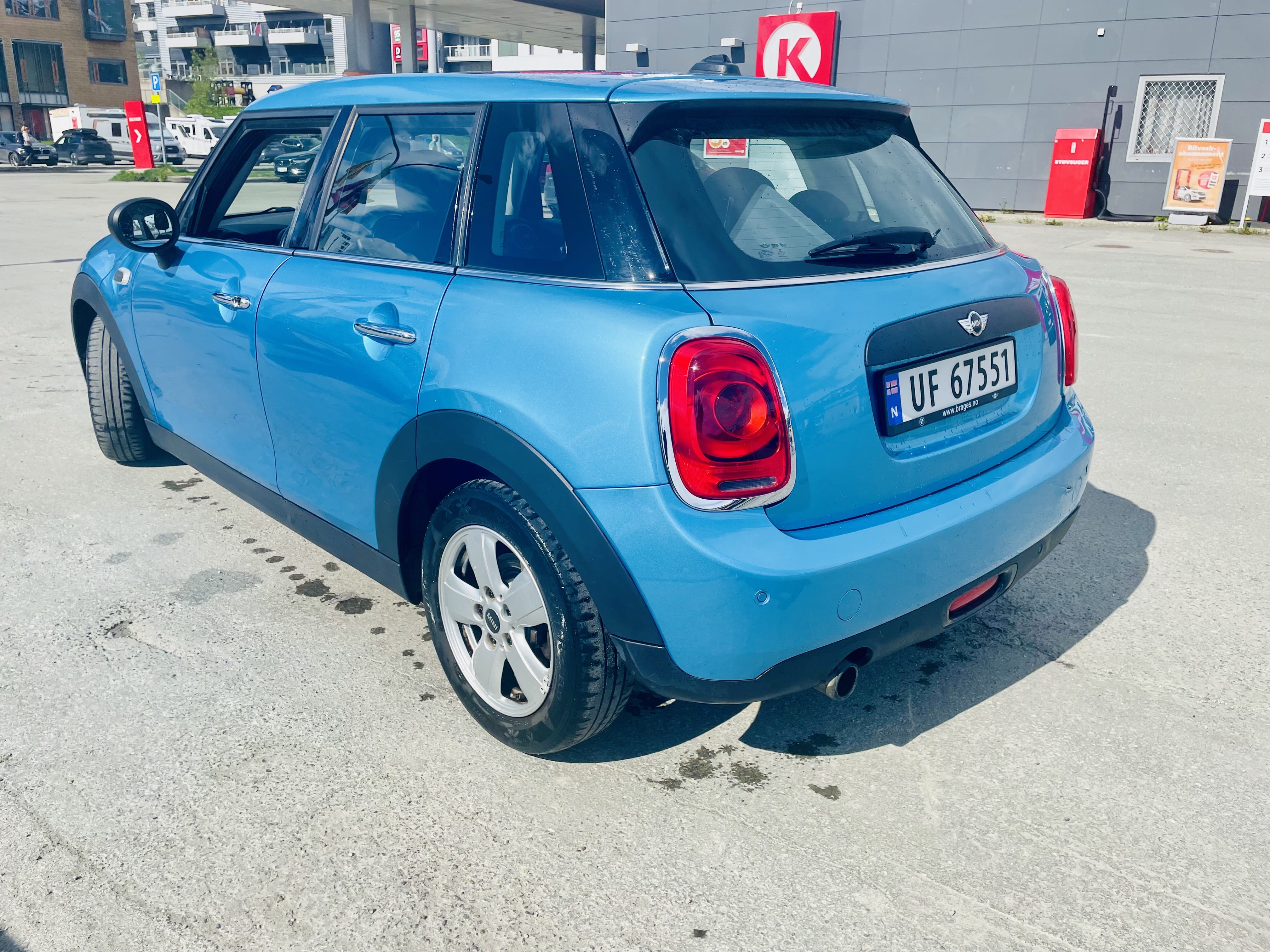 Mini Cooper 5-dører met Cruise control