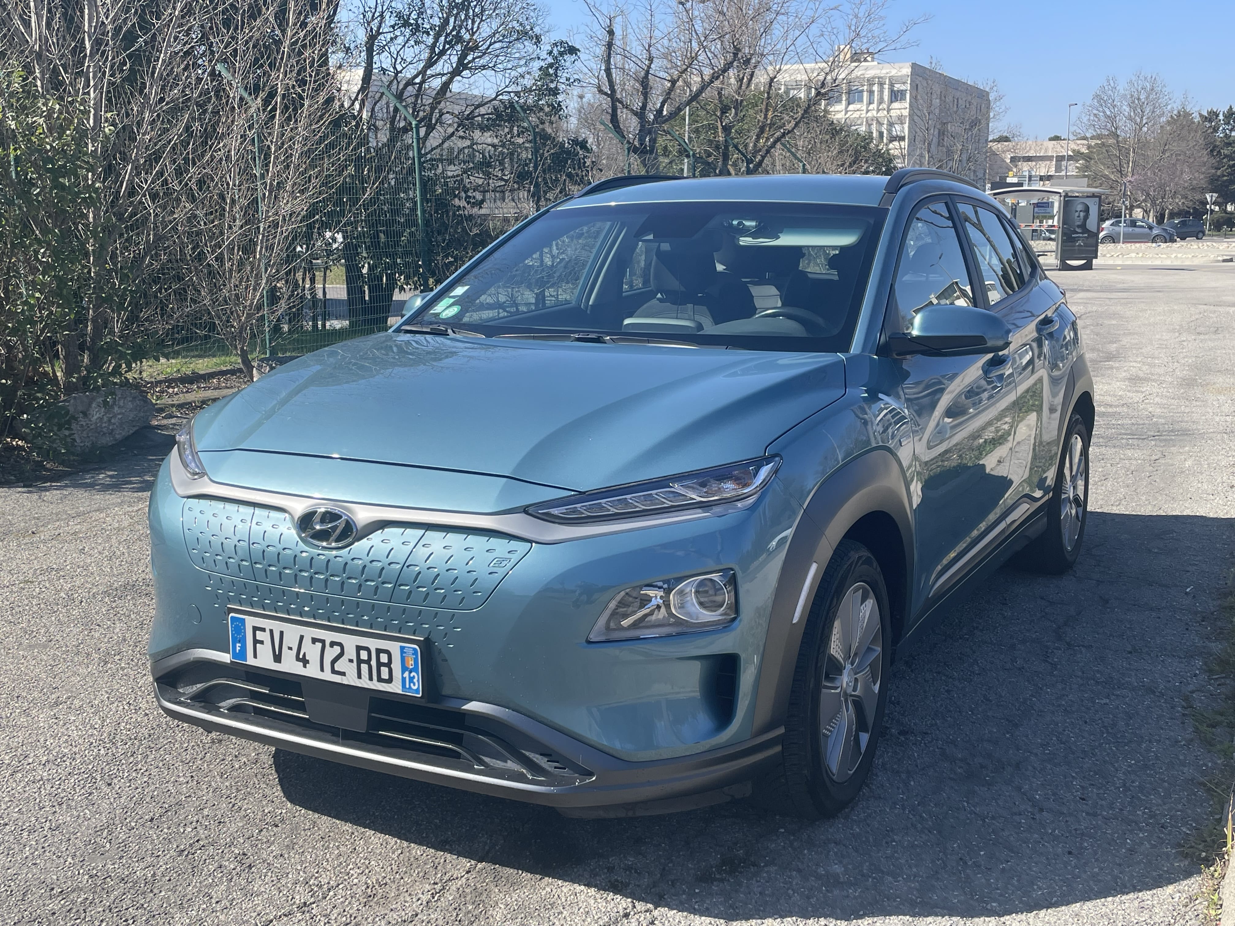 Hyundai Kona Electric 39,5KW 5 places Non Fumeur Crit’air 0 Livraison BdR et Toulon avec Audio Bluetooth