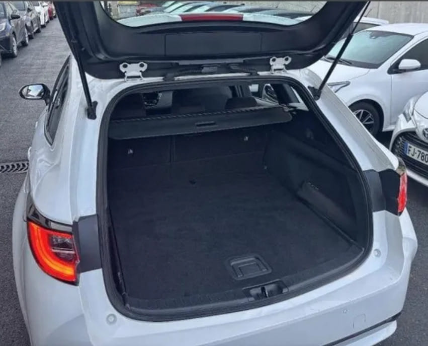 Toyota Corolla Break Hybride avec Régulateur de vitesse