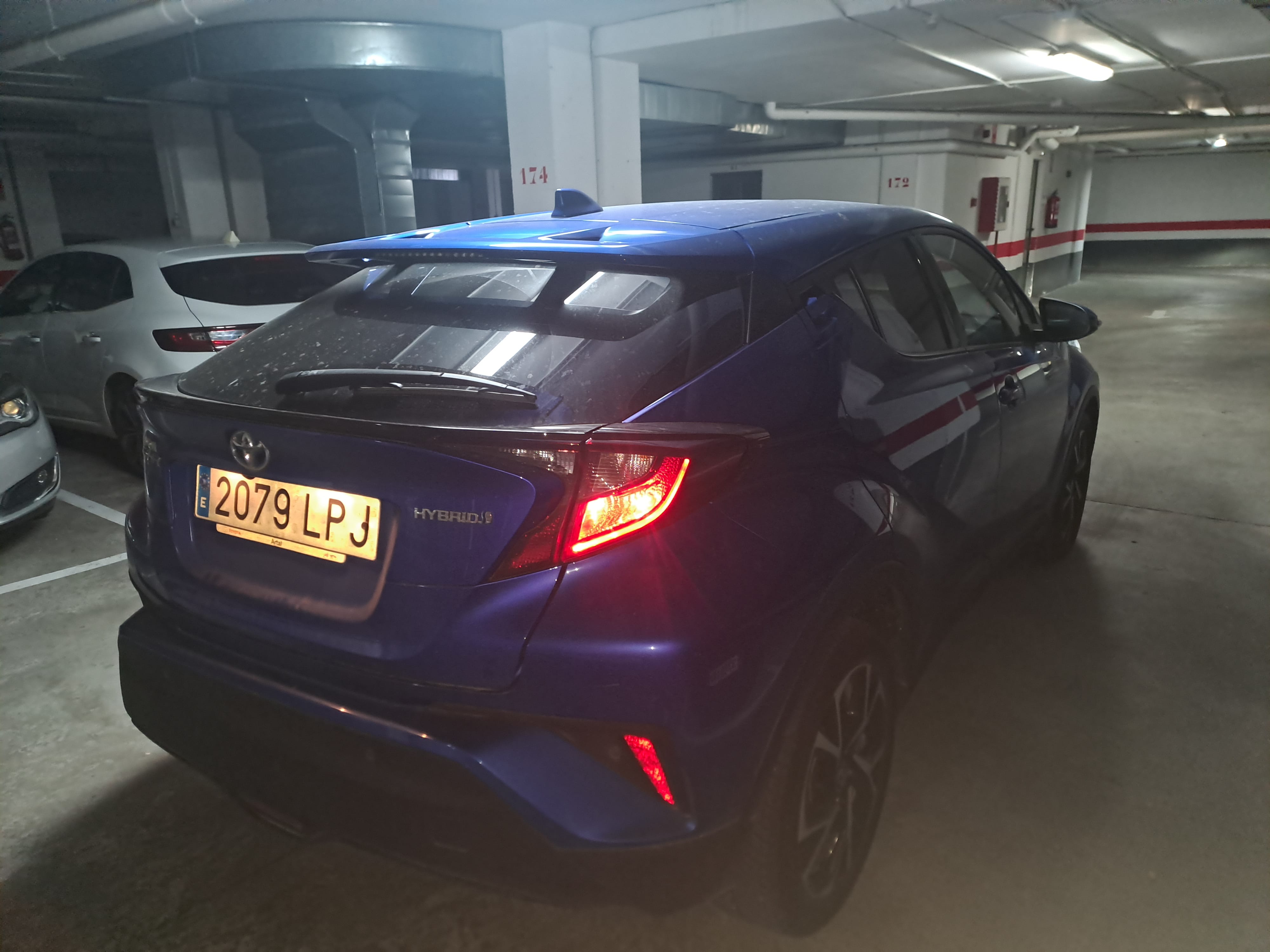 Toyota C-HR Hybrid con Audio Bluetooth
