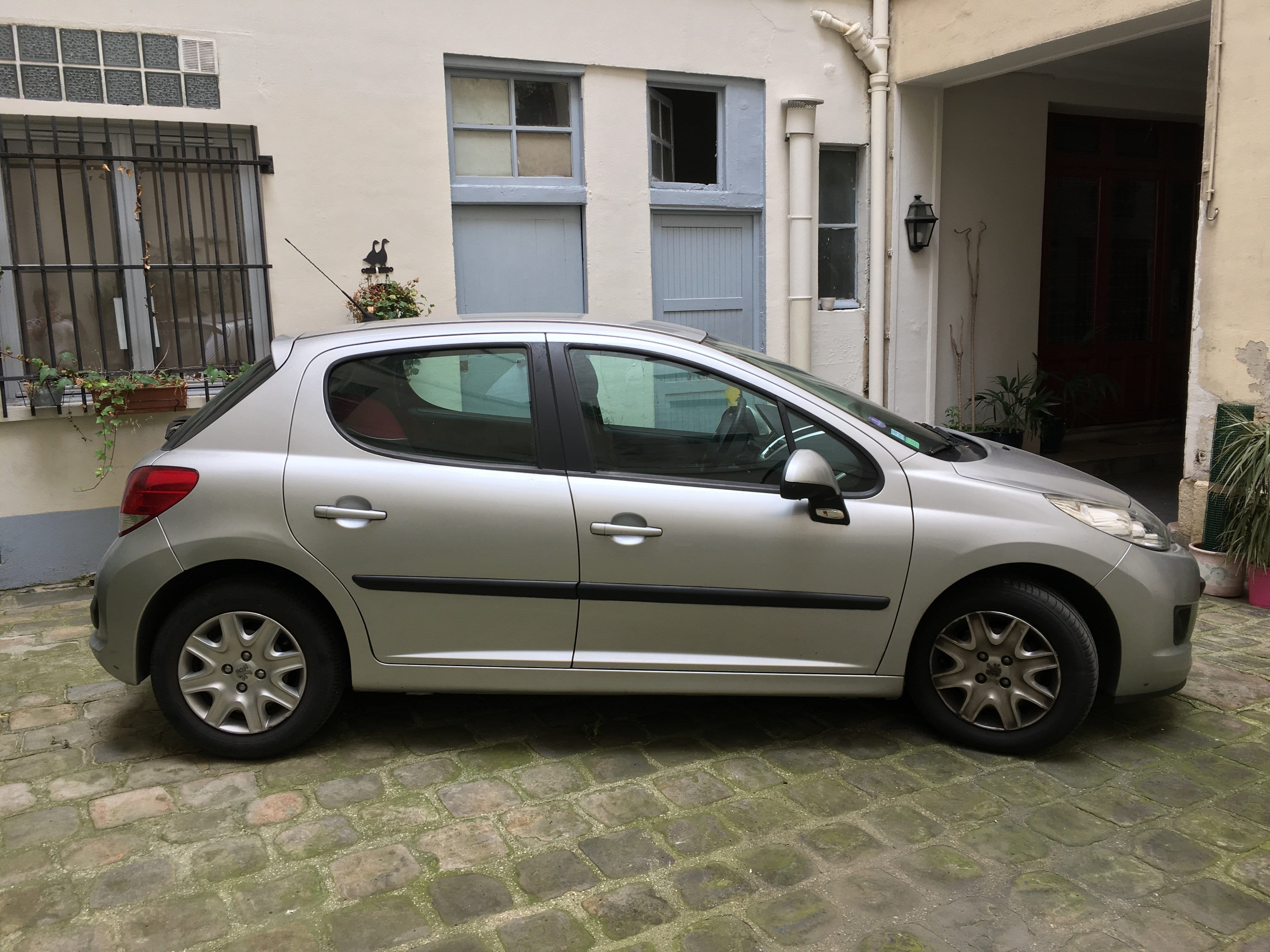 Peugeot 207 avec Climatisation