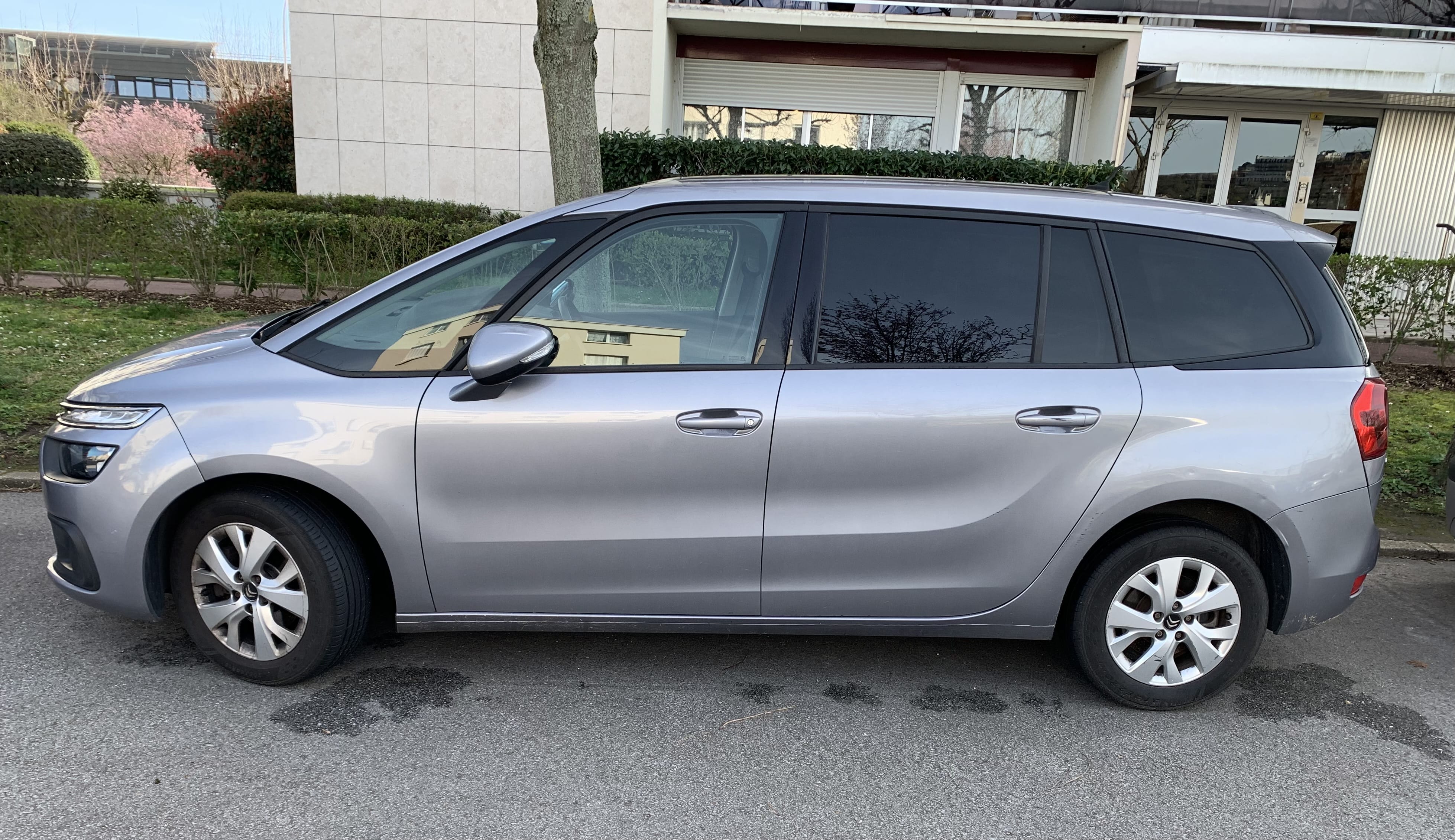 Citroen C4 Grand Picasso avec Climatisation