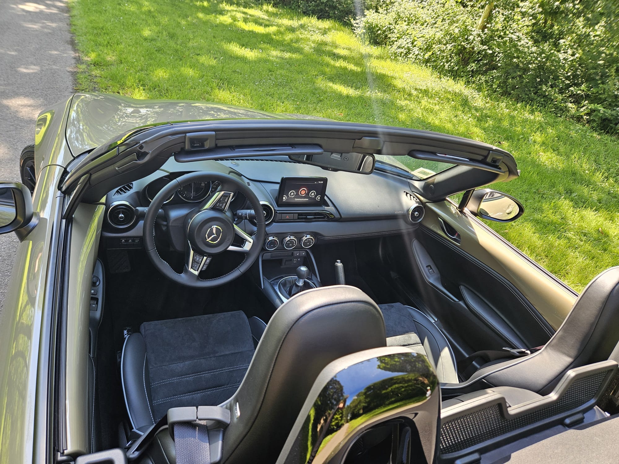 Mazda MX-5 Roadster avec Siège bébé