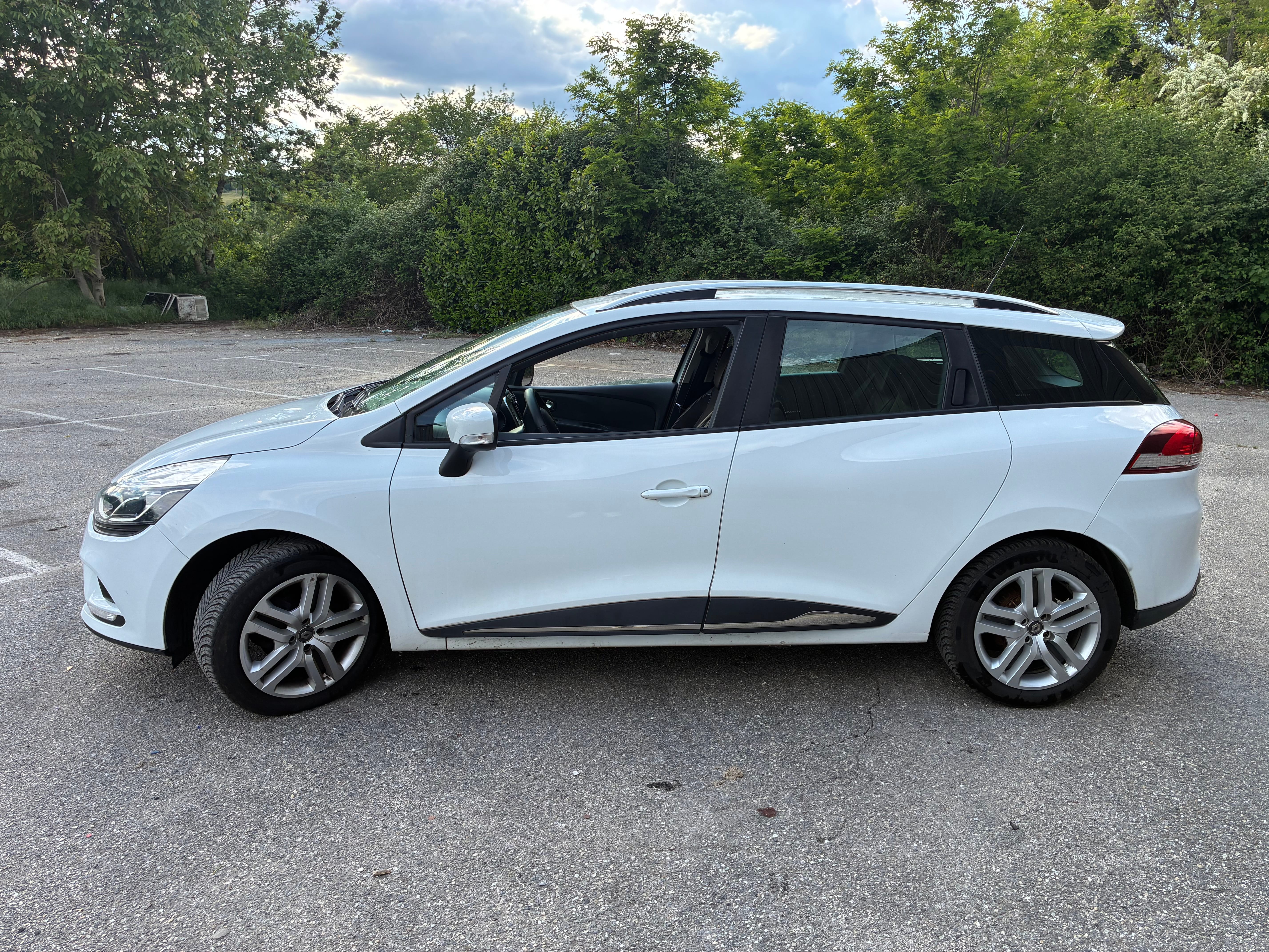 Renault Clio Estate 1.5dci avec Climatisation