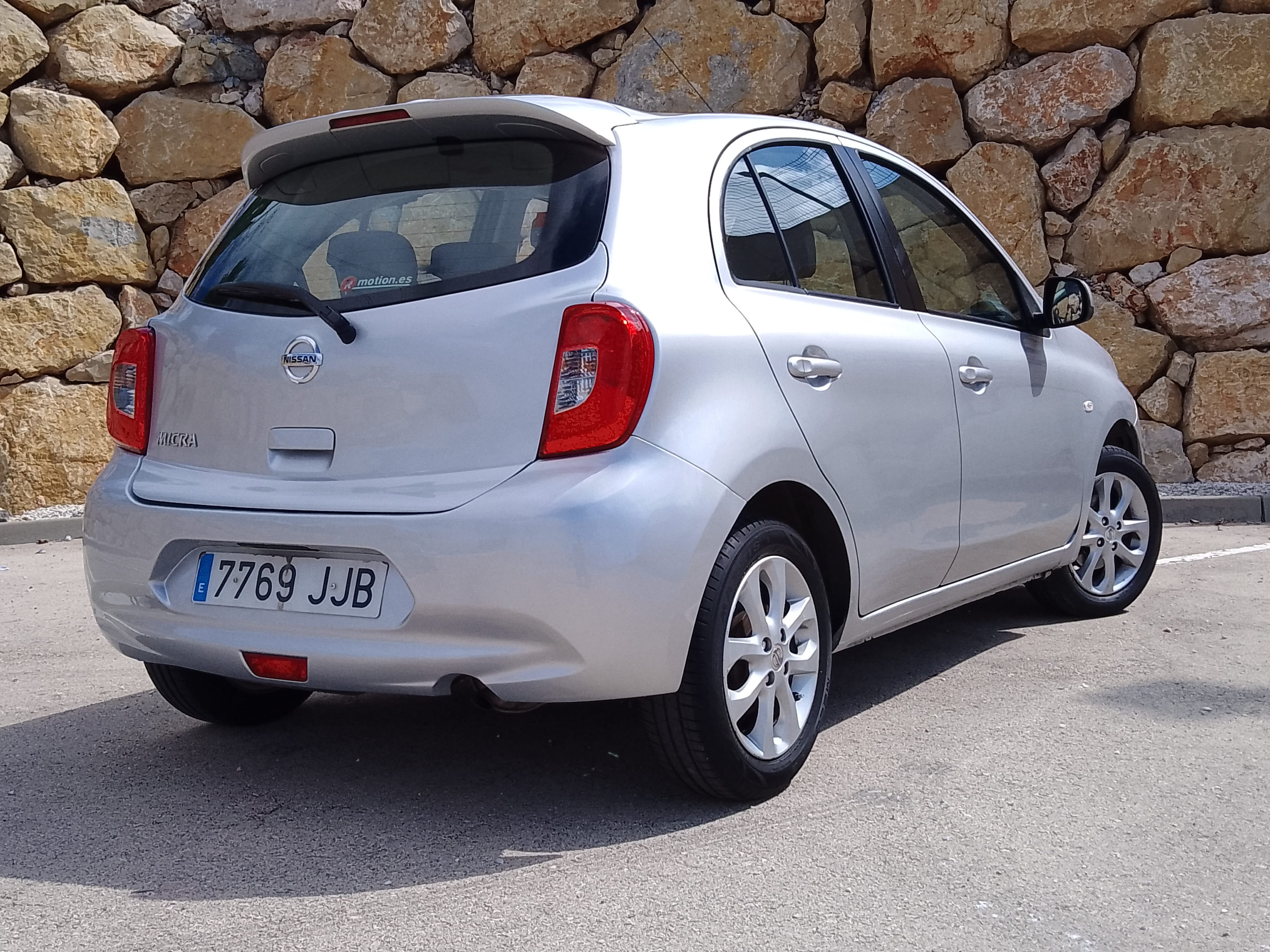 Nissan Micra con Control de velocidad