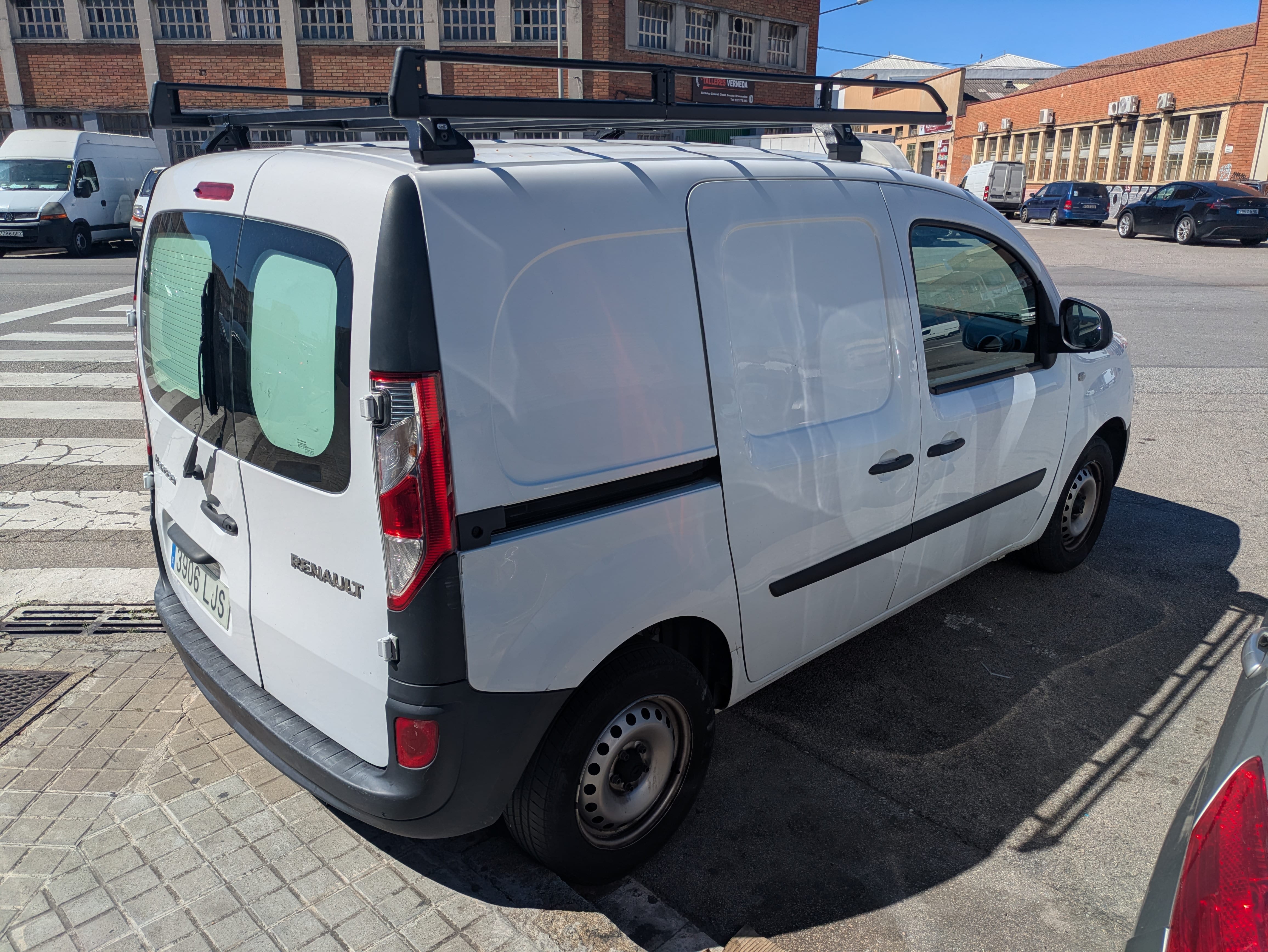 Renault Kangoo Van con Entrada de Audio/iPod