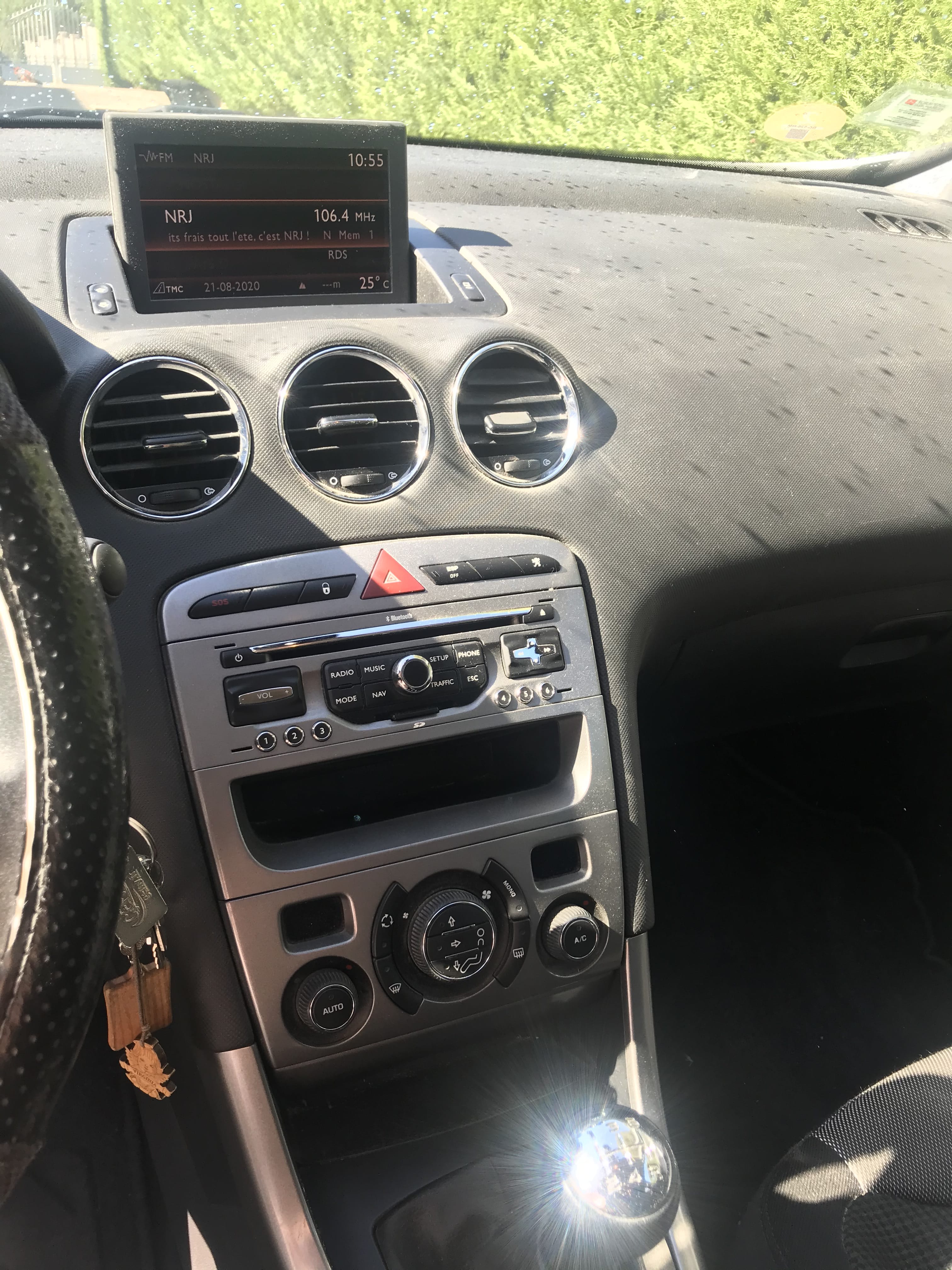 Peugeot 308 avec GPS