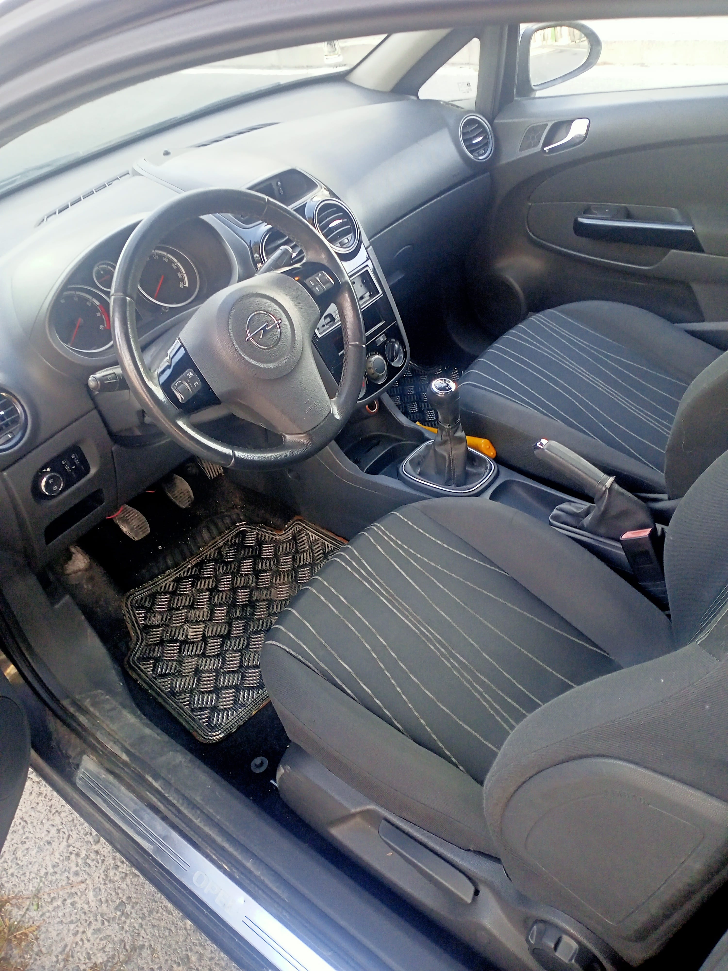 Opel Corsa 1.2