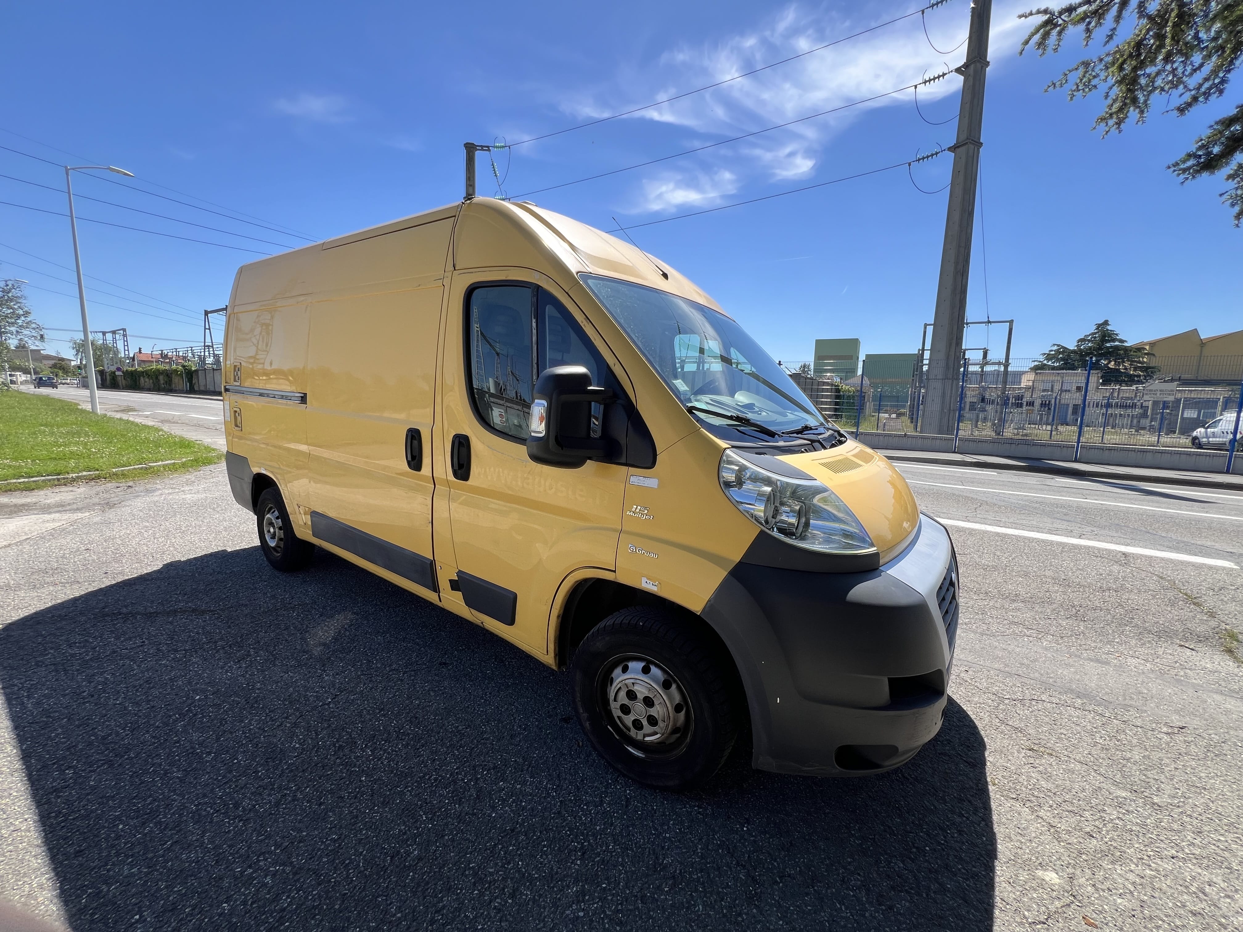 Fiat Ducato avec Hayon / 2 Diables, Sangles et Chariot plateforme avec Pneus neige