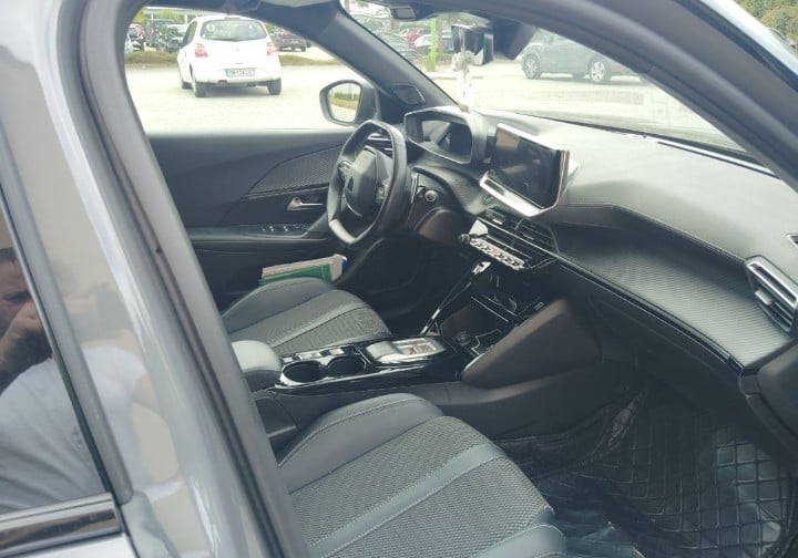 Peugeot 2008 avec Caméra de recul