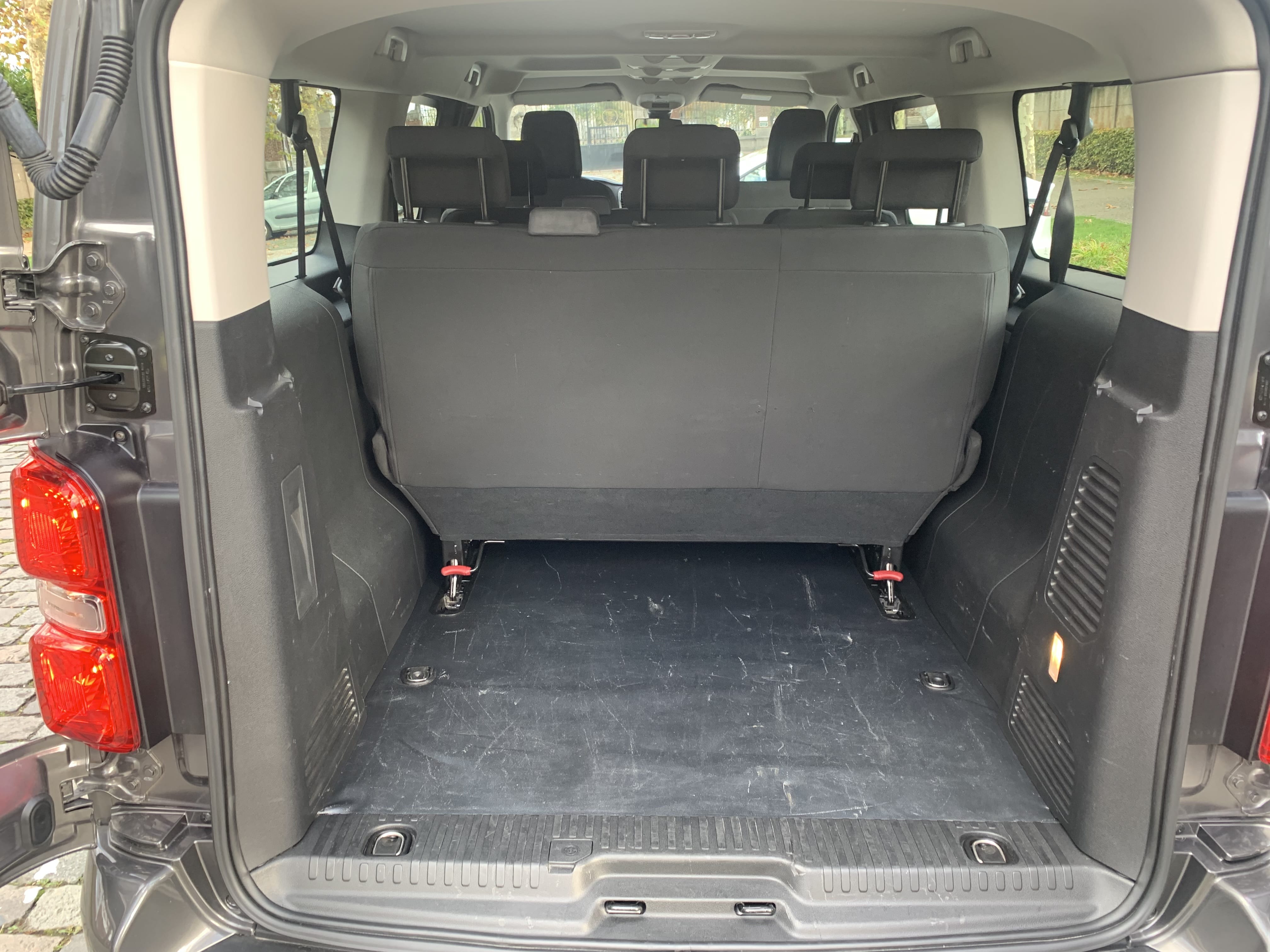 Opel Zafira Life avec Siège bébé