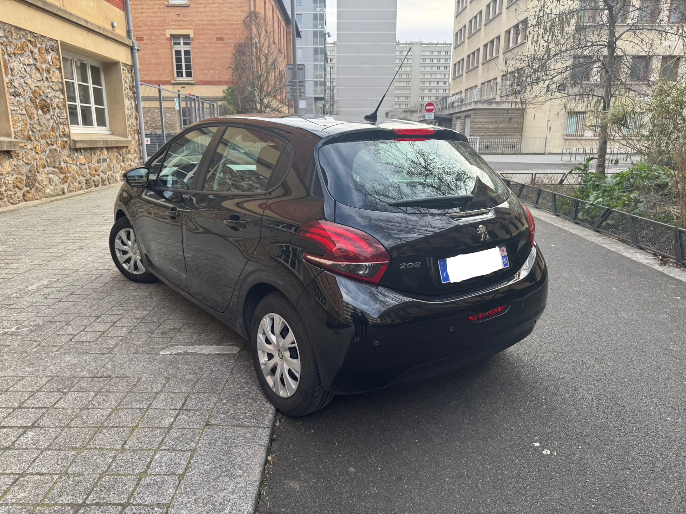 Peugeot 208 avec Régulateur de vitesse