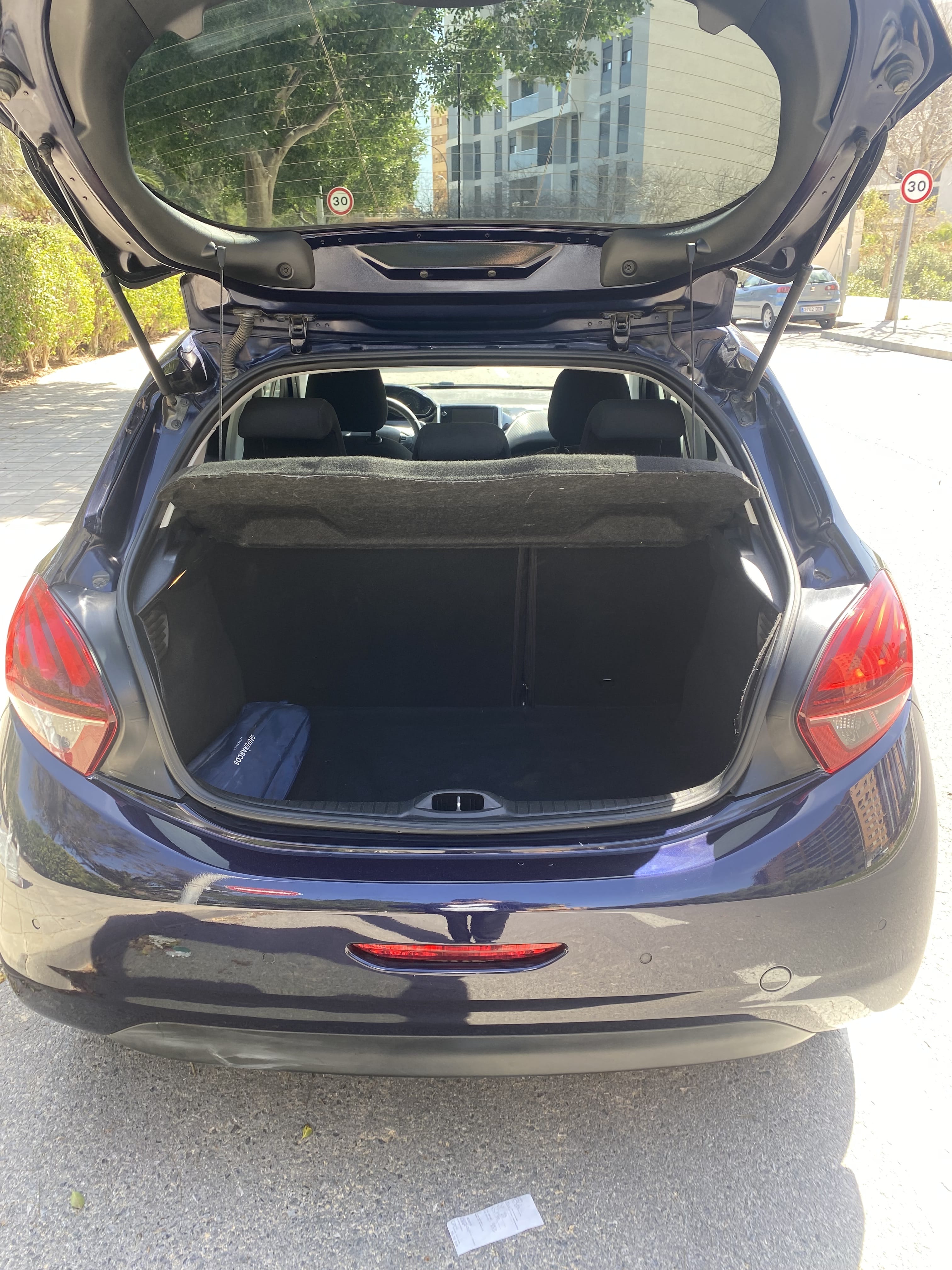 Peugeot 208 con Audio Bluetooth