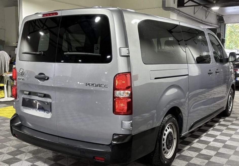 Toyota Proace Verso avec Climatisation