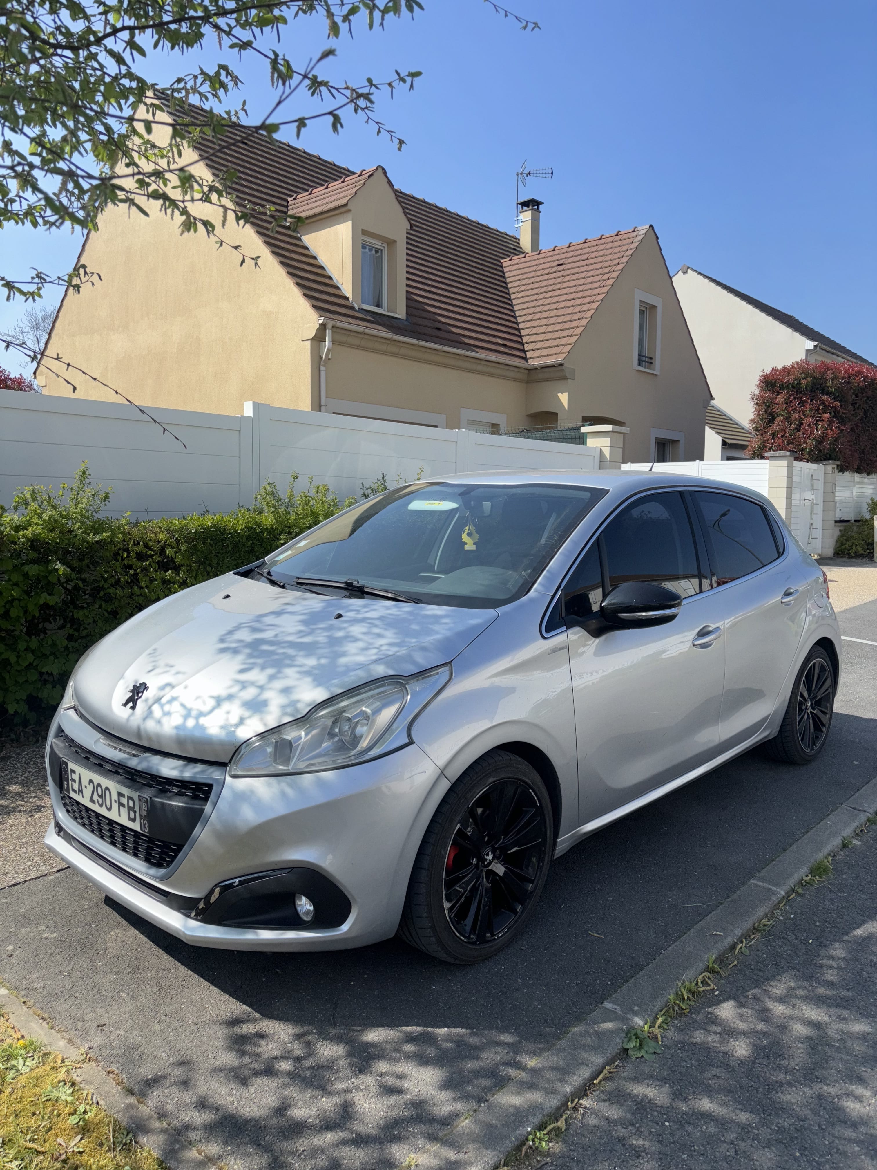 Peugeot 208 GT Line, 2016, Diesel