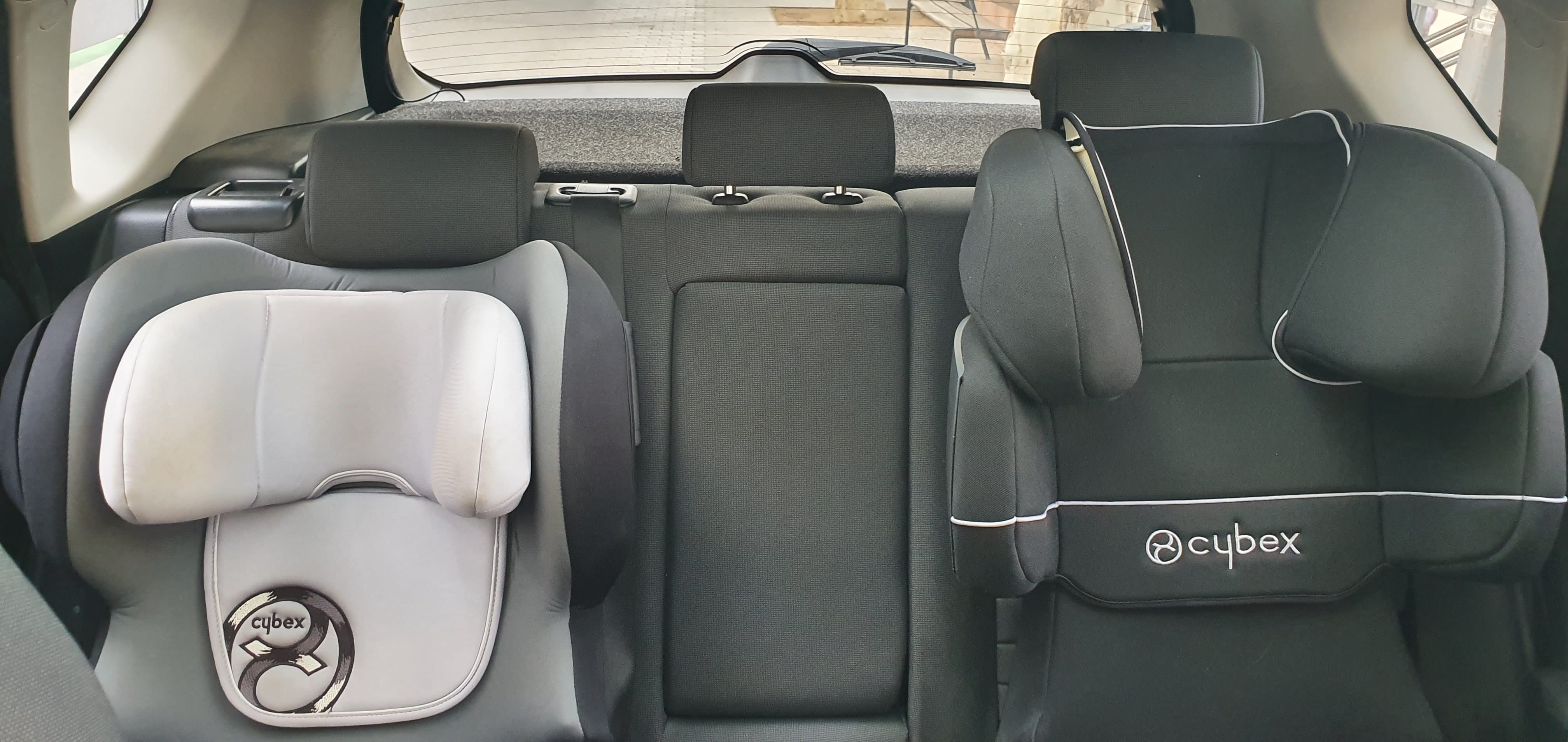 Toyota Auris Hybrid (Automático)